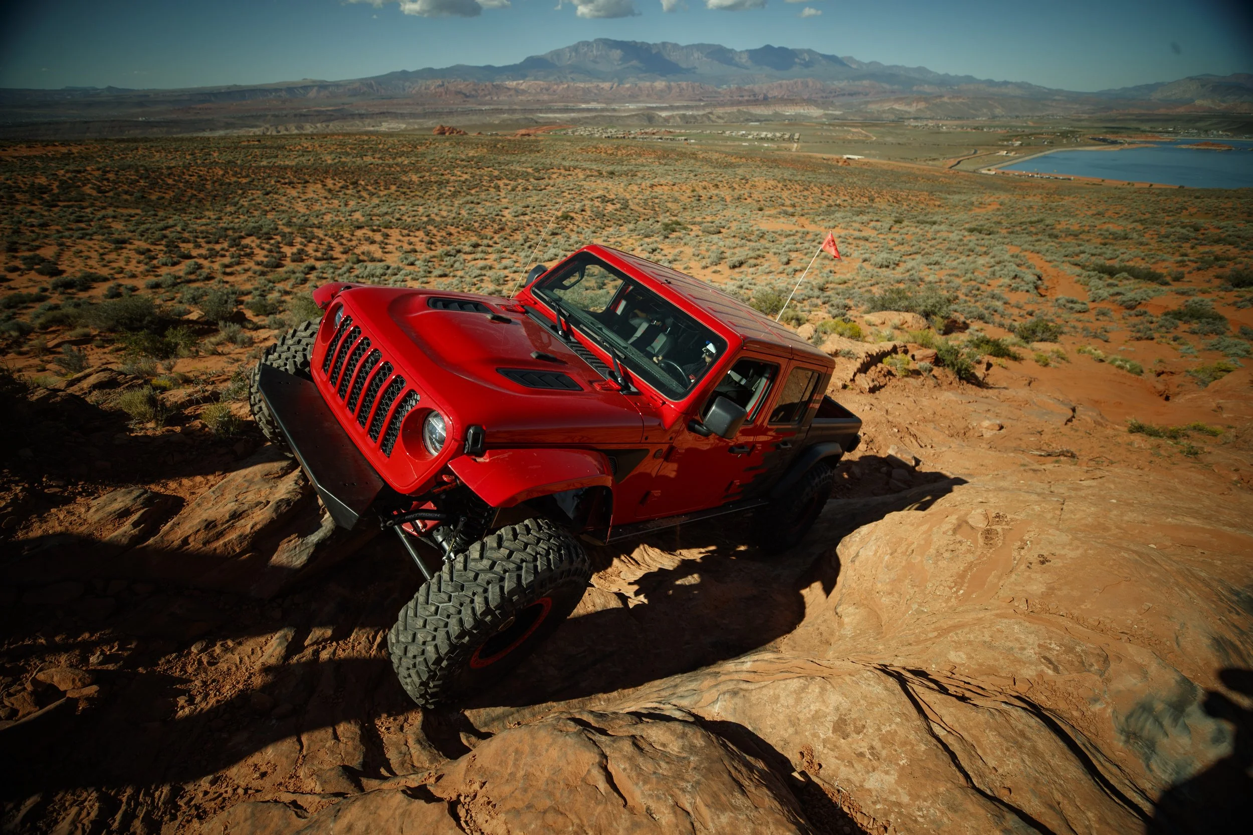 10_7_CaseyCurrie_TrailHero_SandHollowUtah_DieselJeepJT_NoCrop_005.jpg