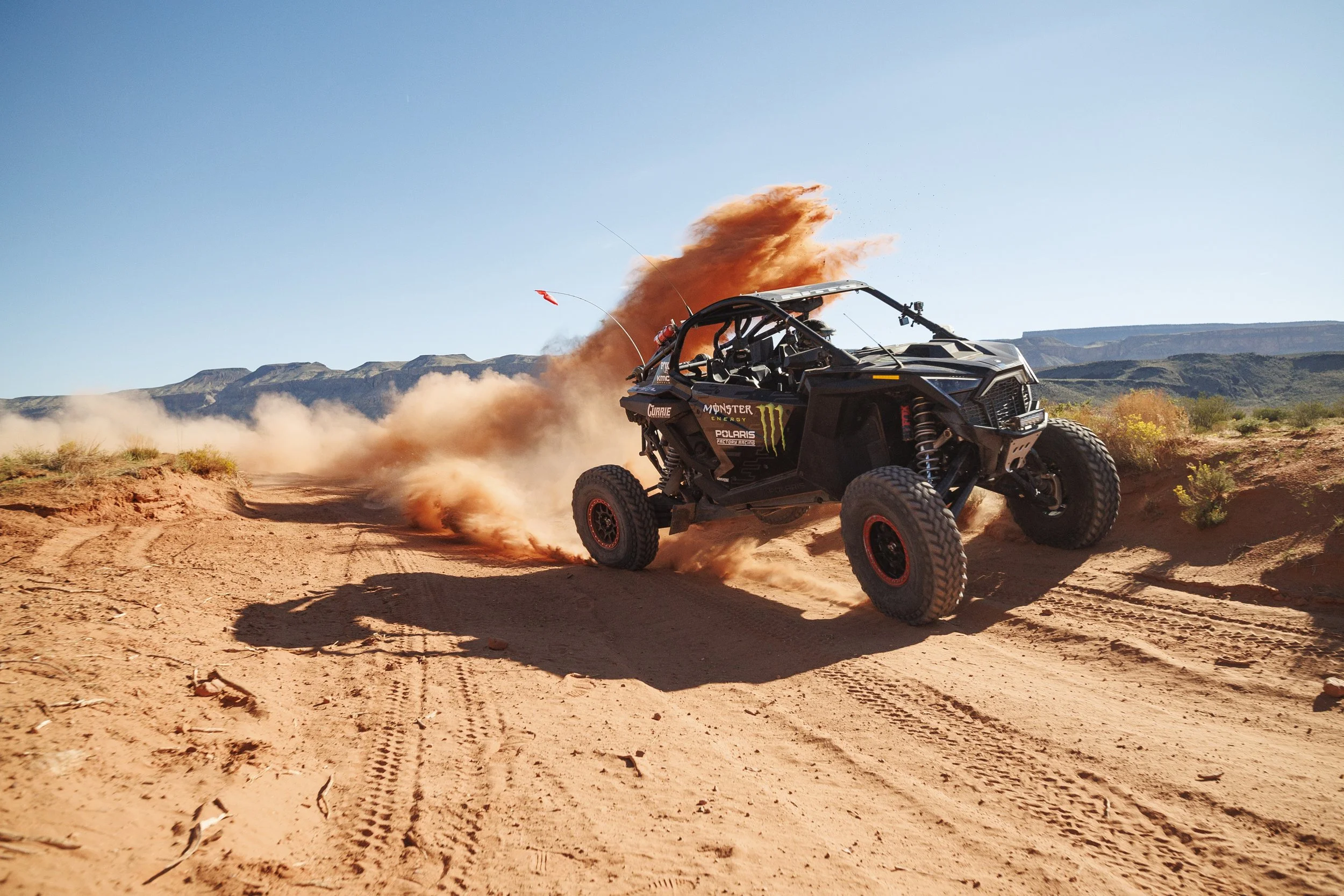 10_7_CaseyCurrie_TrailHero_SandHollowUtah_PolarisRZRProR_NoCrop_013.jpg