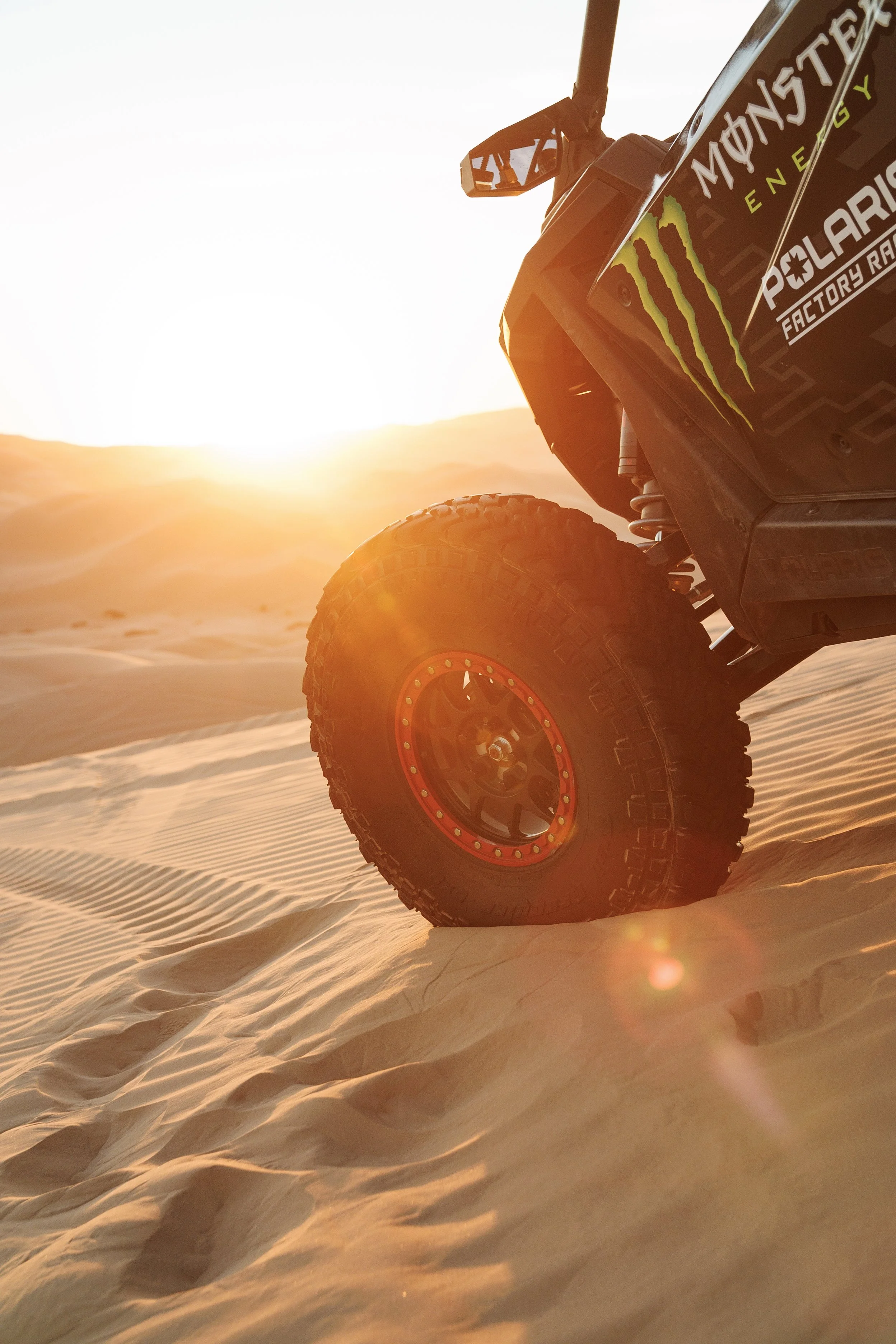 10_30_CaseyCurrie_CampRZR_GlamisCA_PolarisRZR_NoCrop_020.jpg