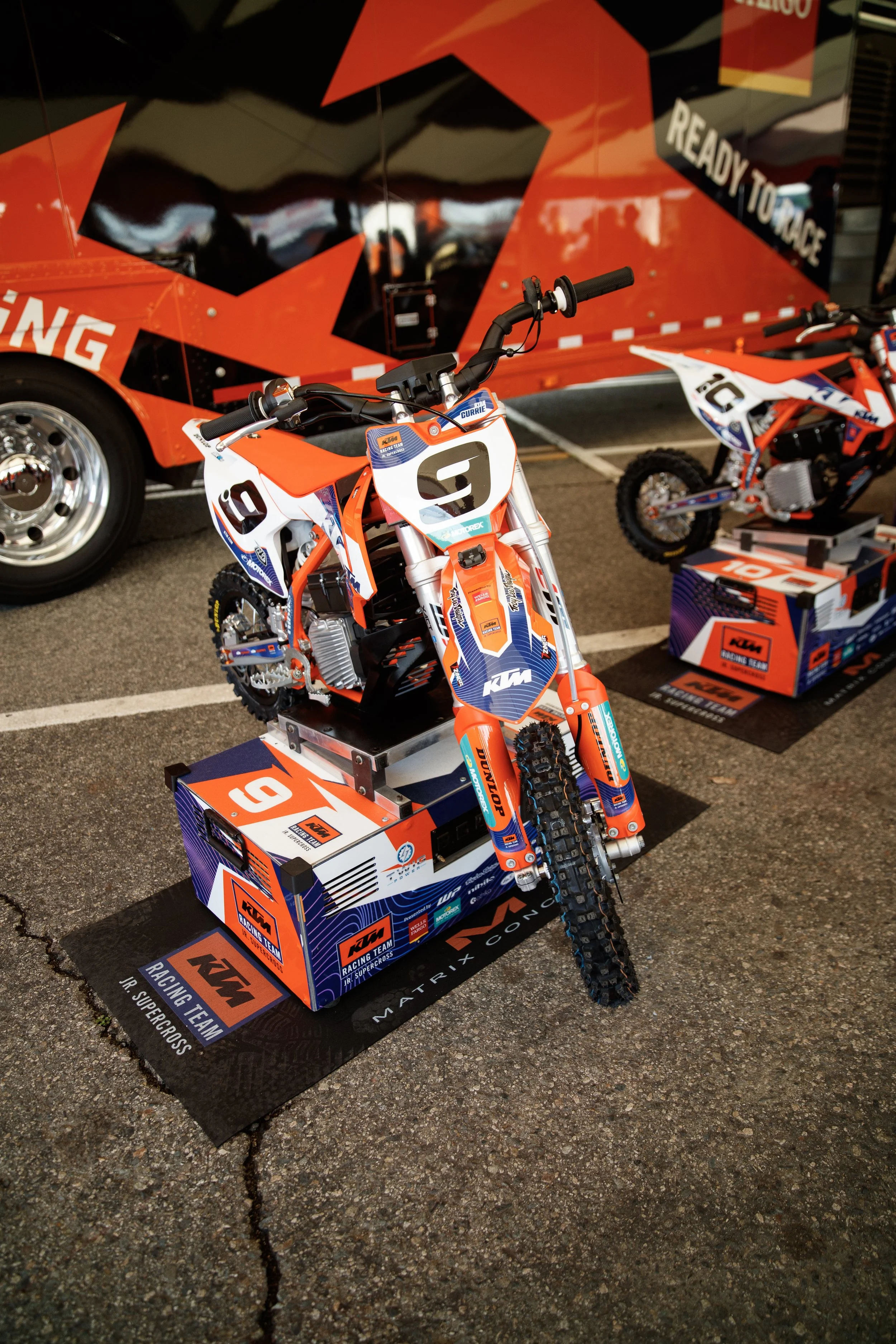 1_7_CaseyCurrie_SupercrossJrs_AnaheimCa_NoCrop_002.jpg