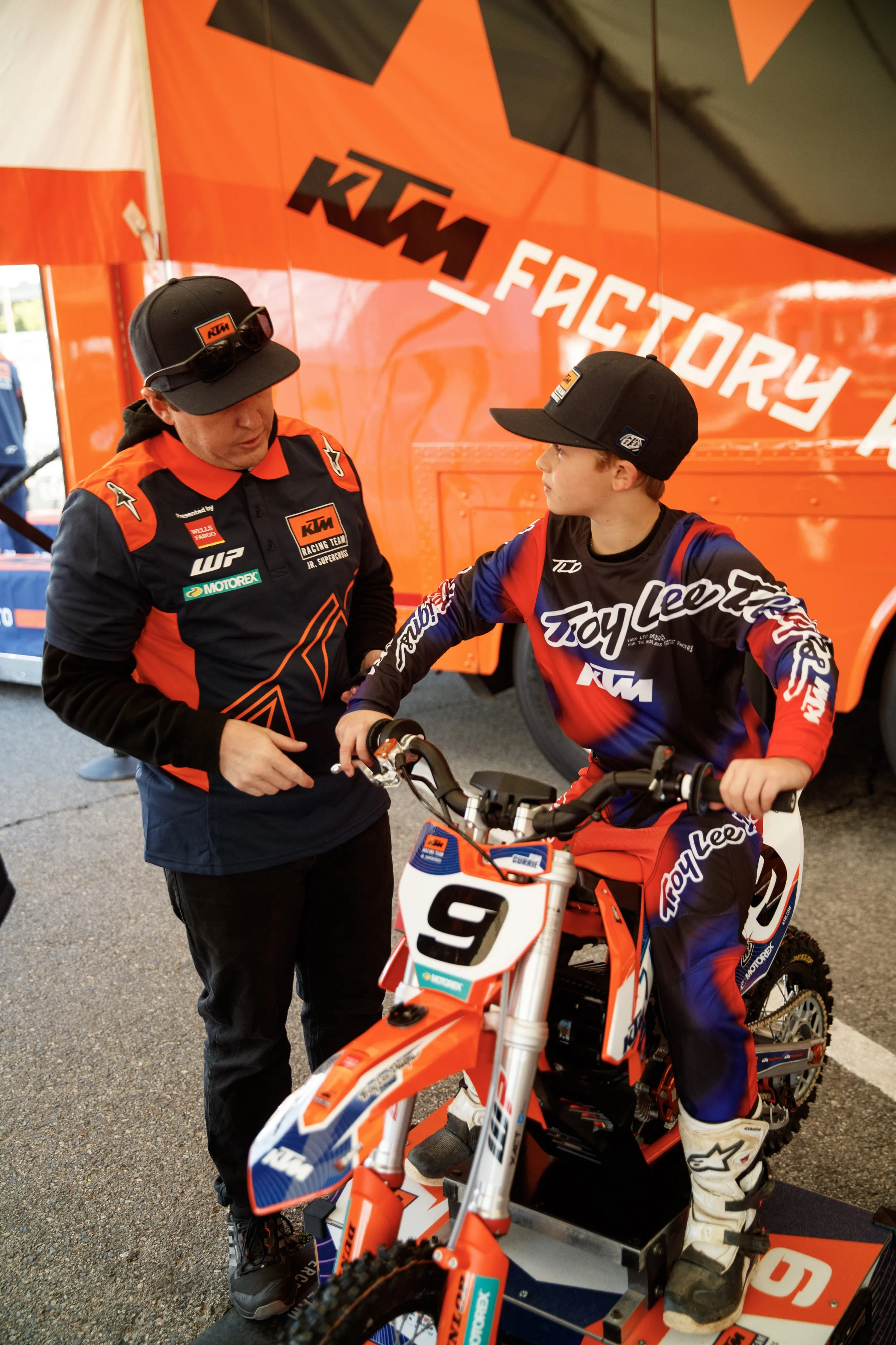 1_7_CaseyCurrie_SupercrossJrs_AnaheimCa_NoCrop_004.jpg