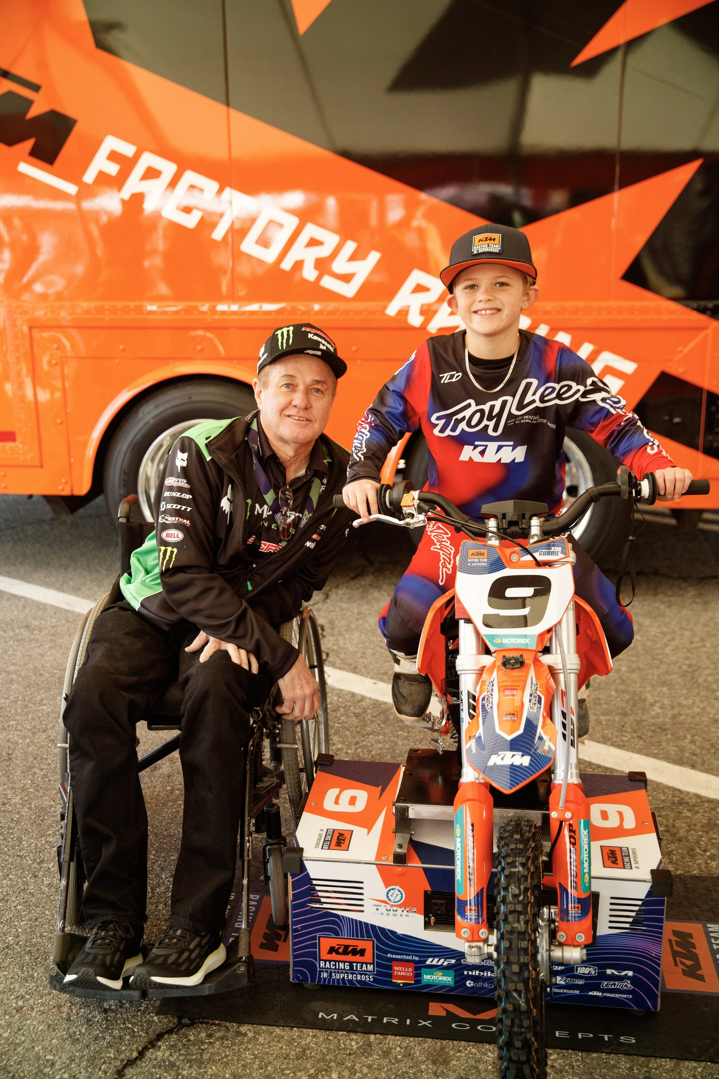 1_7_CaseyCurrie_SupercrossJrs_AnaheimCa_NoCrop_012.jpg