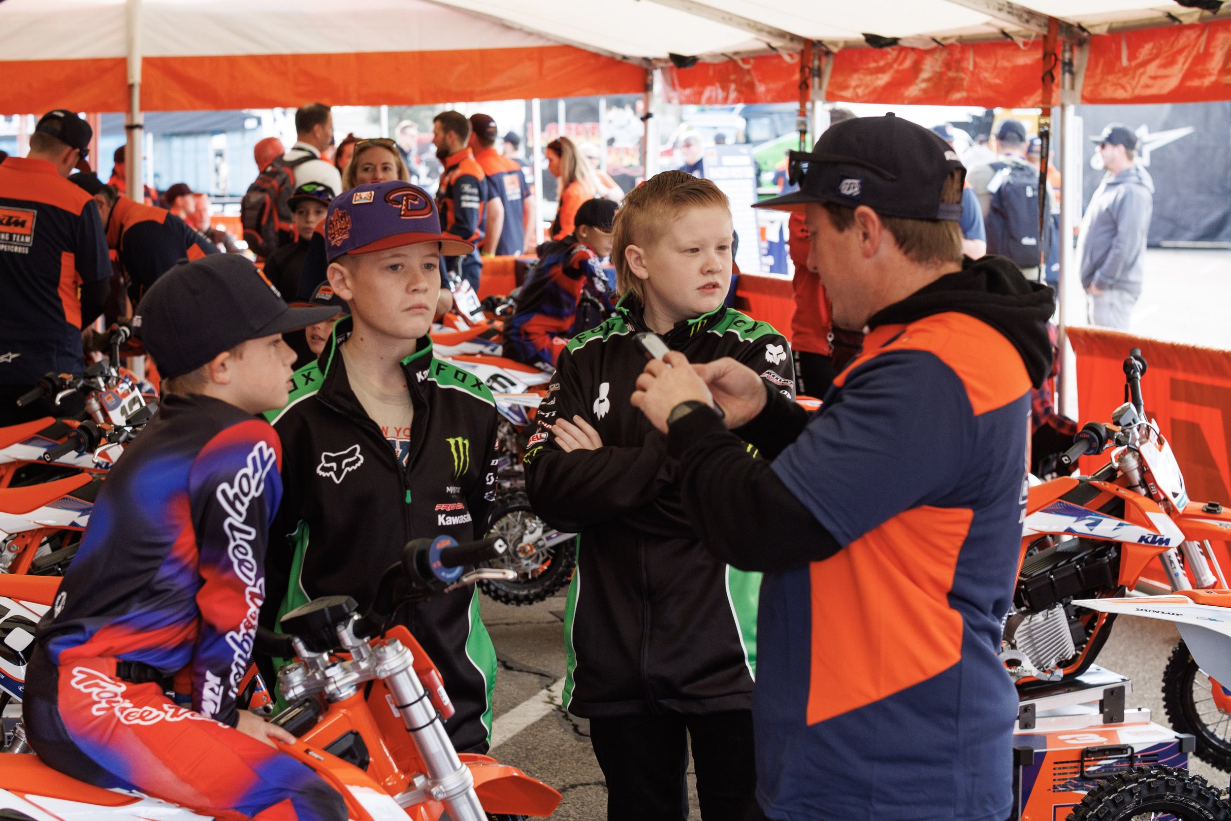 1_7_CaseyCurrie_SupercrossJrs_AnaheimCa_NoCrop_019.jpg