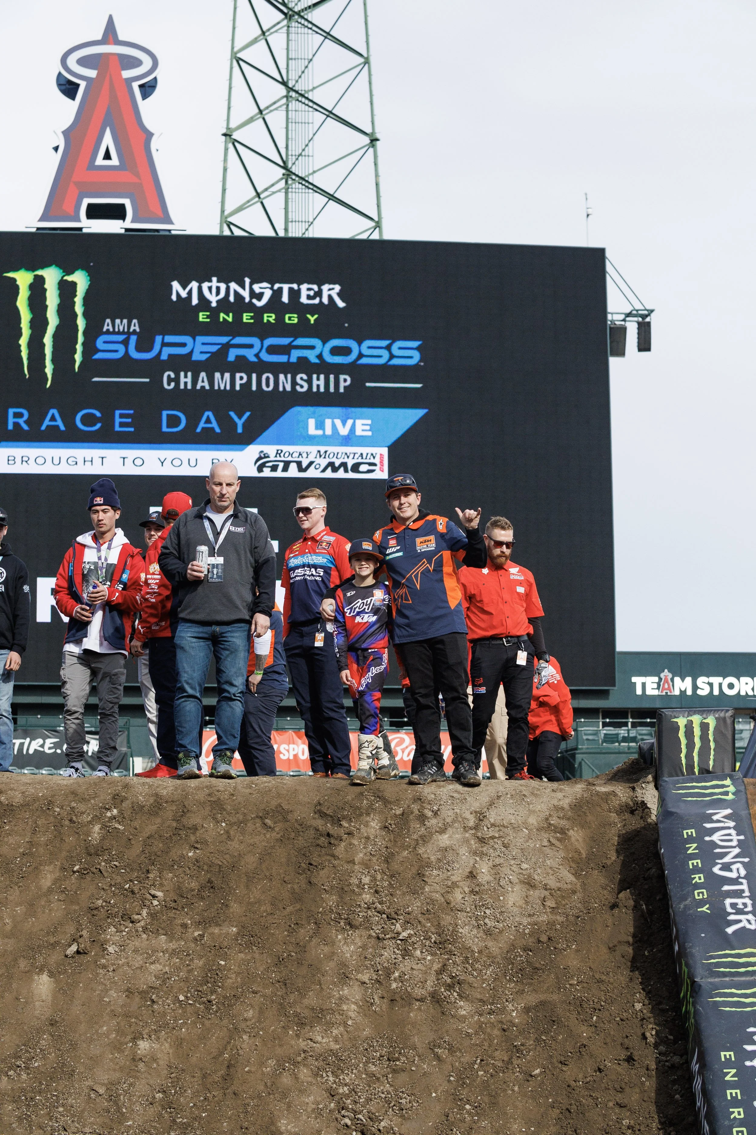 1_7_CaseyCurrie_SupercrossJrs_AnaheimCa_NoCrop_028.jpg