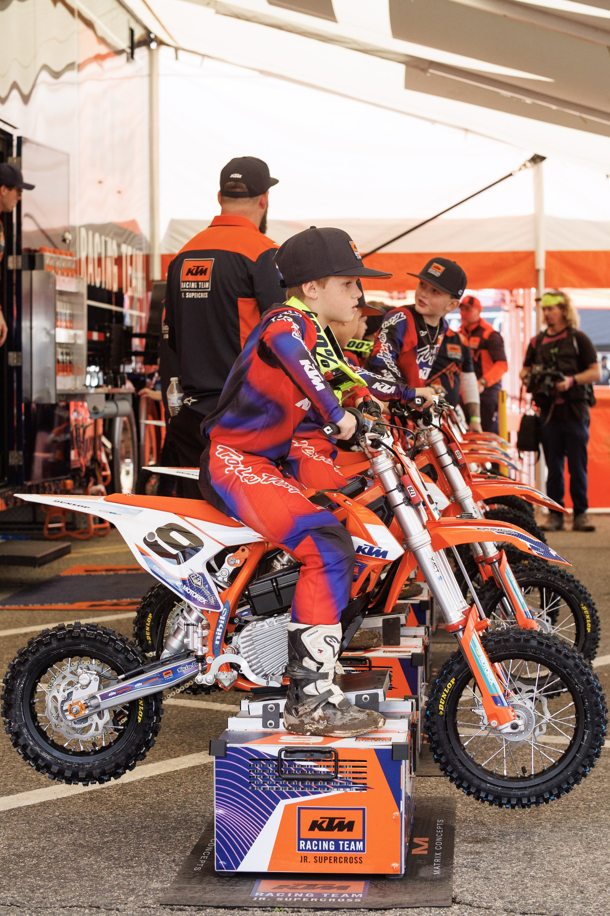 1_7_CaseyCurrie_SupercrossJrs_AnaheimCa_NoCrop_035.jpg