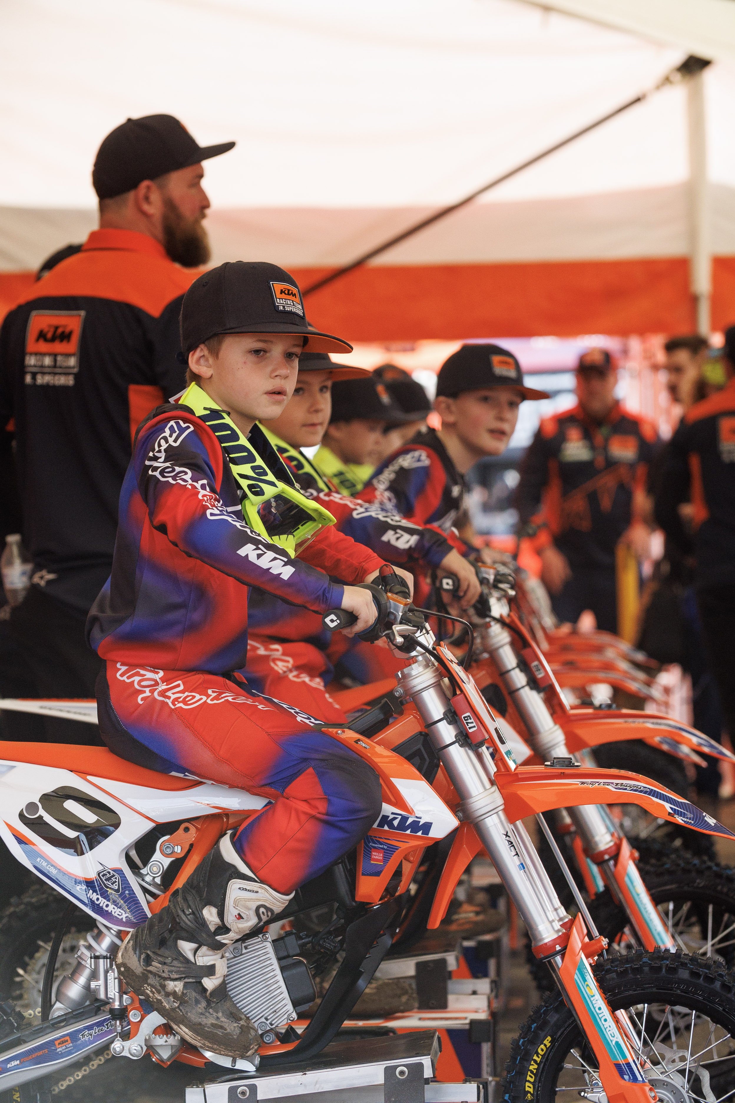 1_7_CaseyCurrie_SupercrossJrs_AnaheimCa_NoCrop_037.jpg