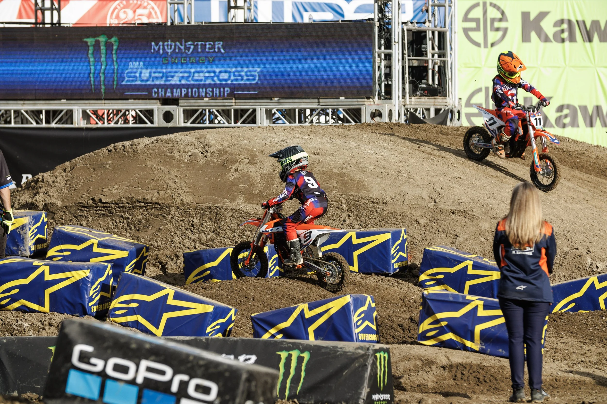 1_7_CaseyCurrie_SupercrossJrs_AnaheimCa_NoCrop_052.jpg