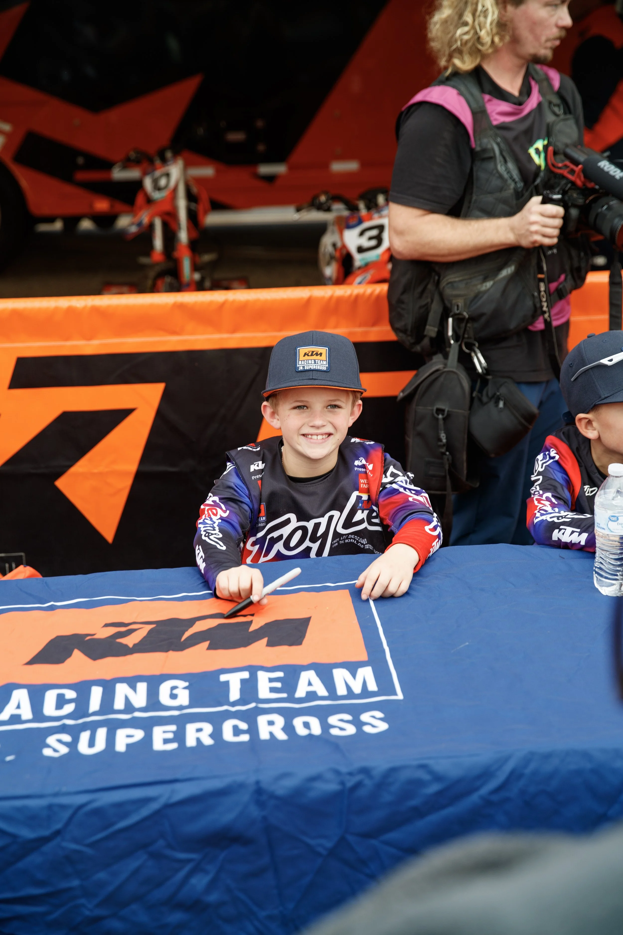 1_7_CaseyCurrie_SupercrossJrs_AnaheimCa_NoCrop_063.jpg