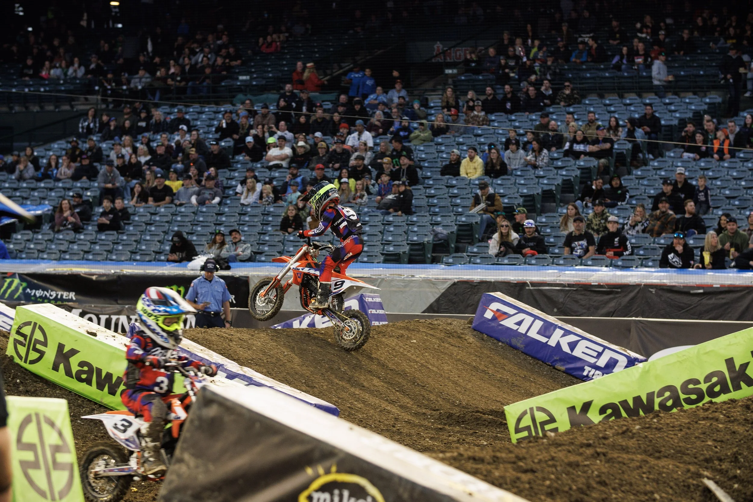 1_7_CaseyCurrie_SupercrossJrs_AnaheimCa_NoCrop_081.jpg