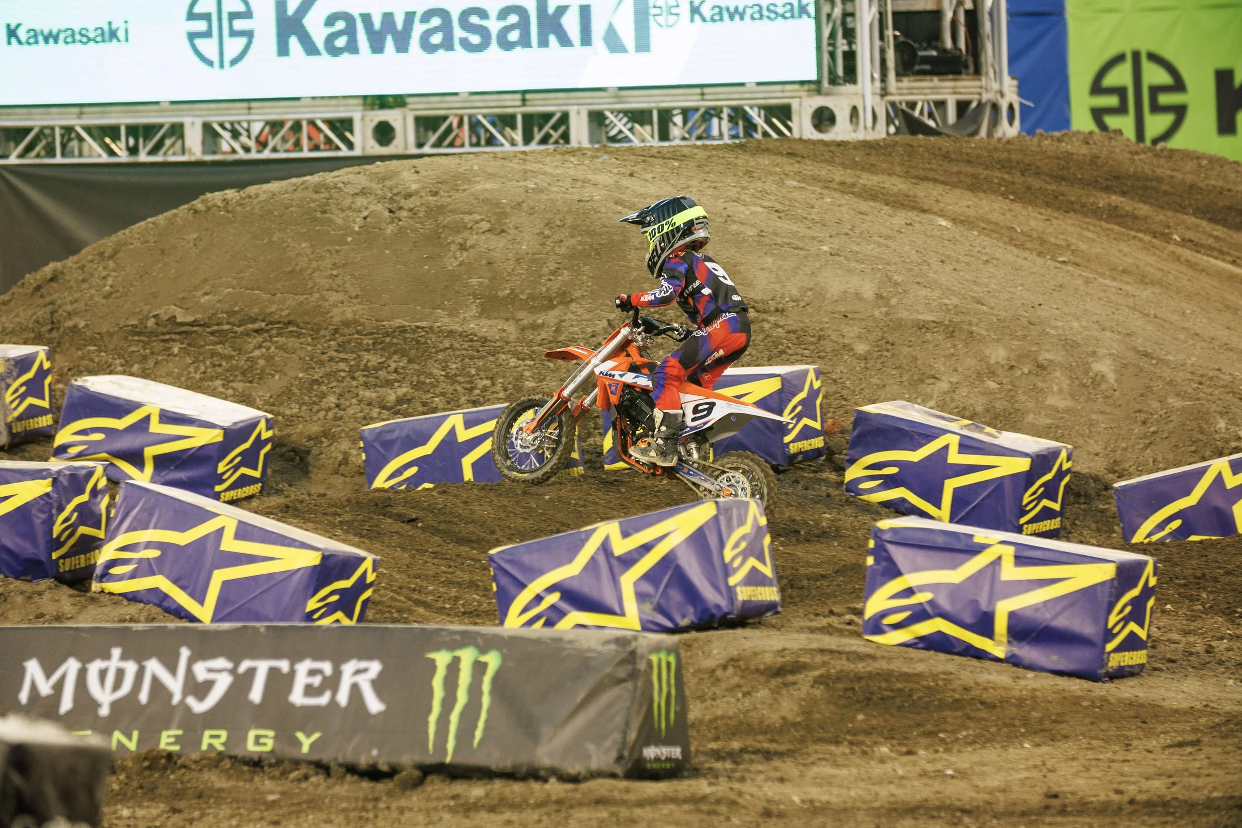 1_7_CaseyCurrie_SupercrossJrs_AnaheimCa_NoCrop_082.jpg