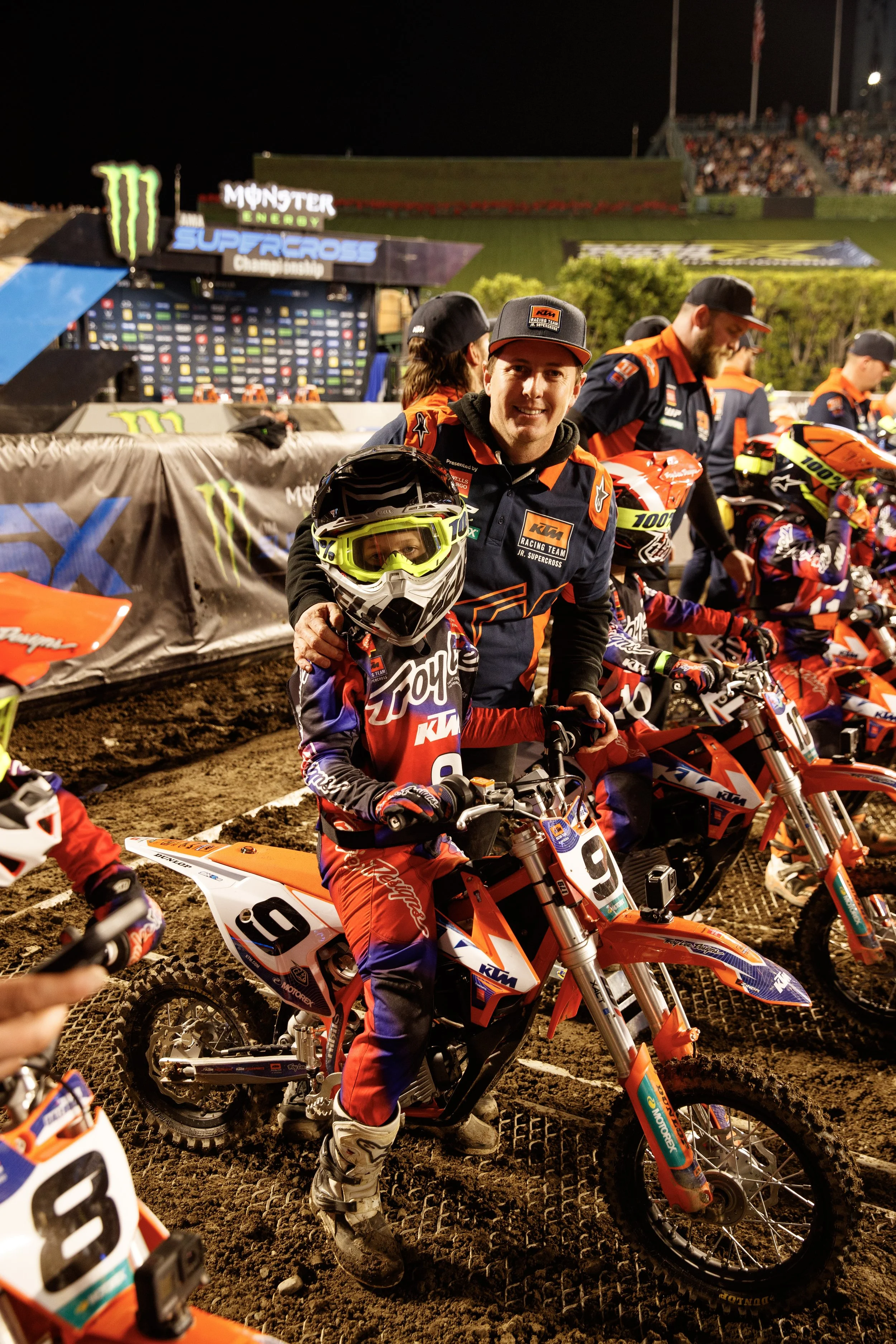 1_7_CaseyCurrie_SupercrossJrs_AnaheimCa_NoCrop_092.jpg