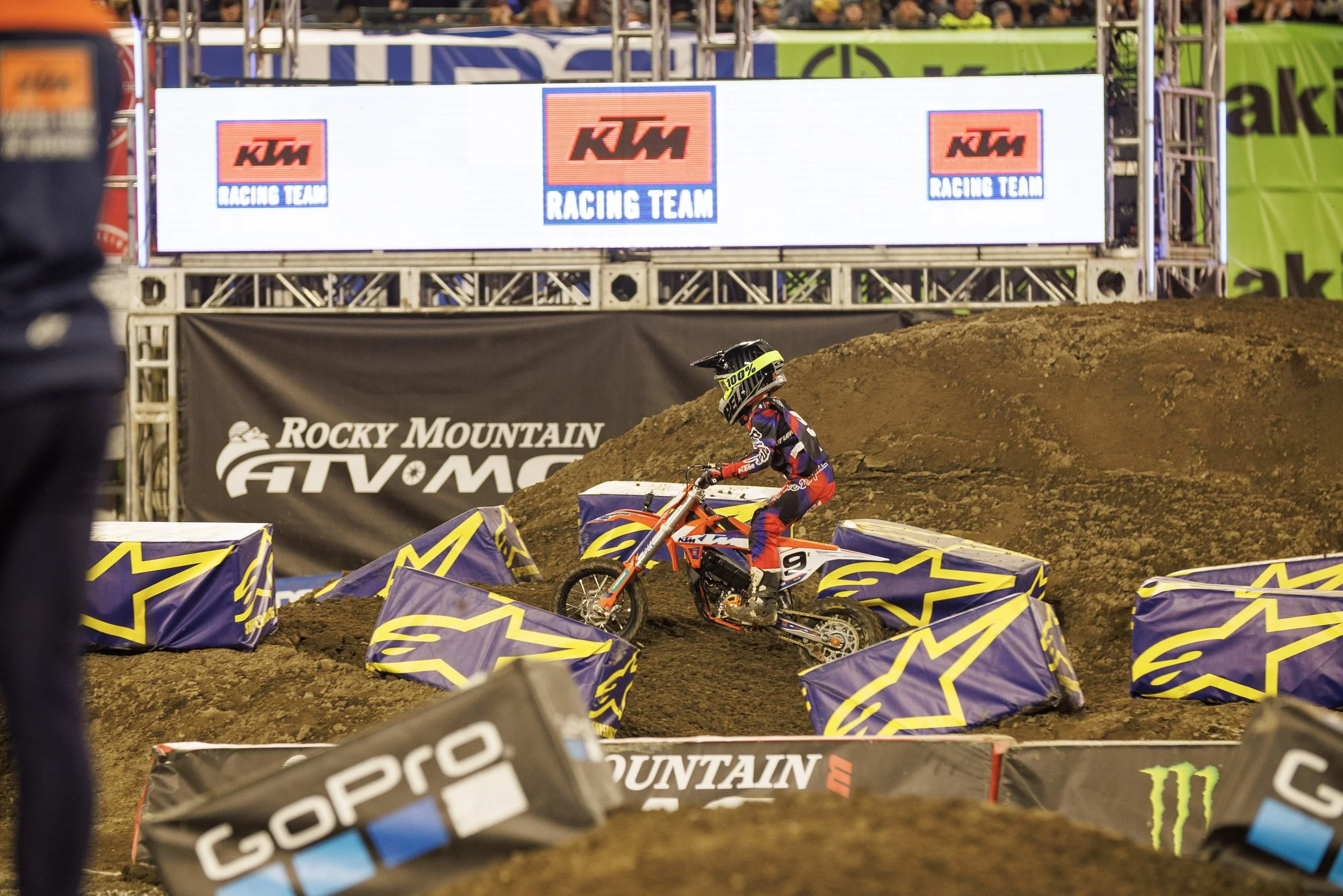 1_7_CaseyCurrie_SupercrossJrs_AnaheimCa_NoCrop_098.jpg