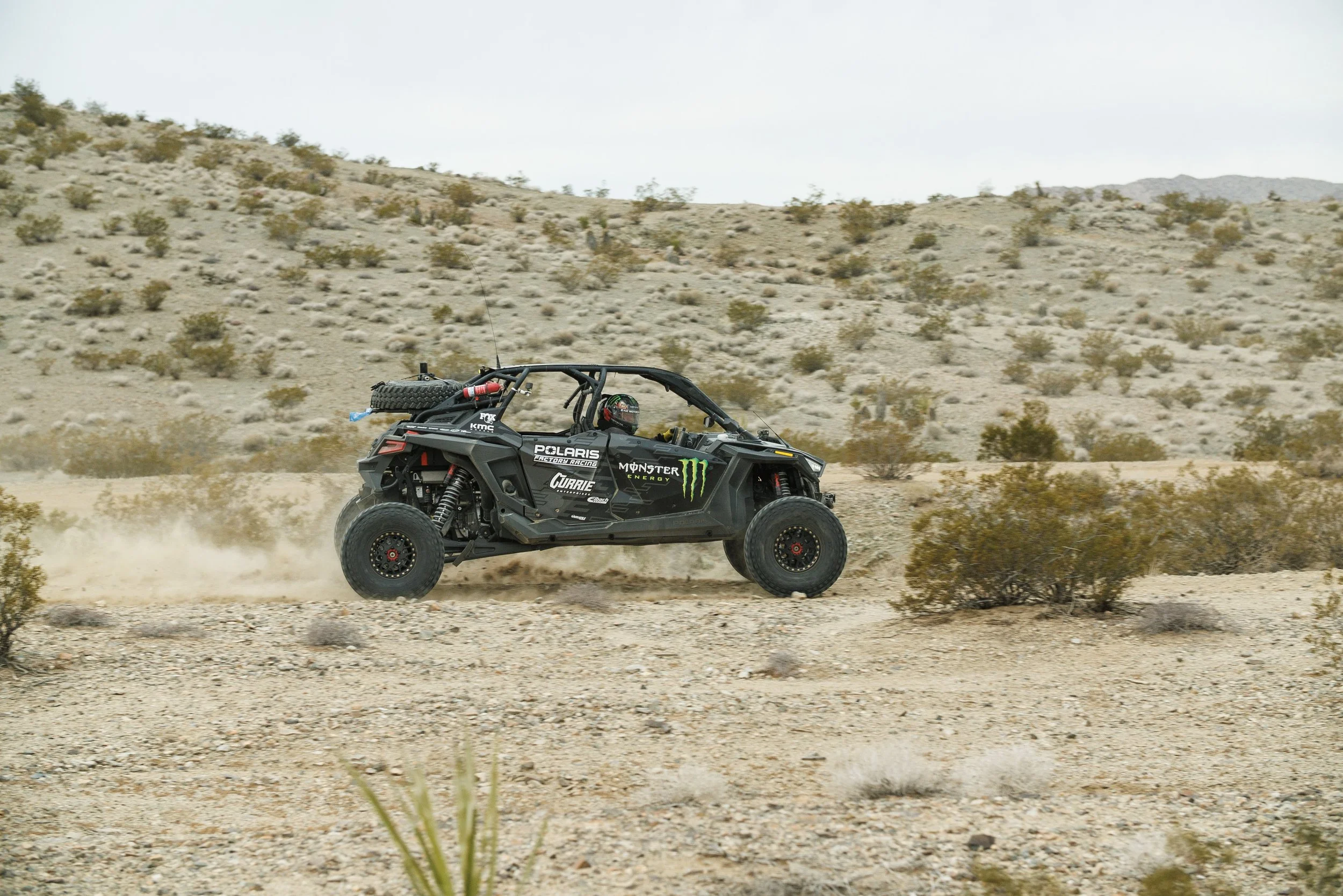 2_3_CaseyCurrie_KingOfHammers_JohnsonValleyCa_Day2_DesertPreRunning_PolarisRZRProR4Seater_NoCrop_002.jpg