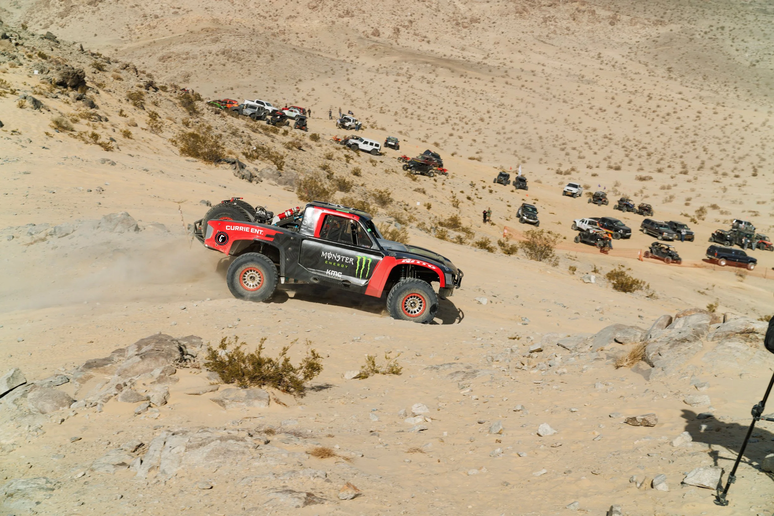 2_4_CaseyCurrie_KingofHammers_JohnsonValleyCa_Day3_DesertQualifying_TrophyTruck_NoCrop_011.jpg