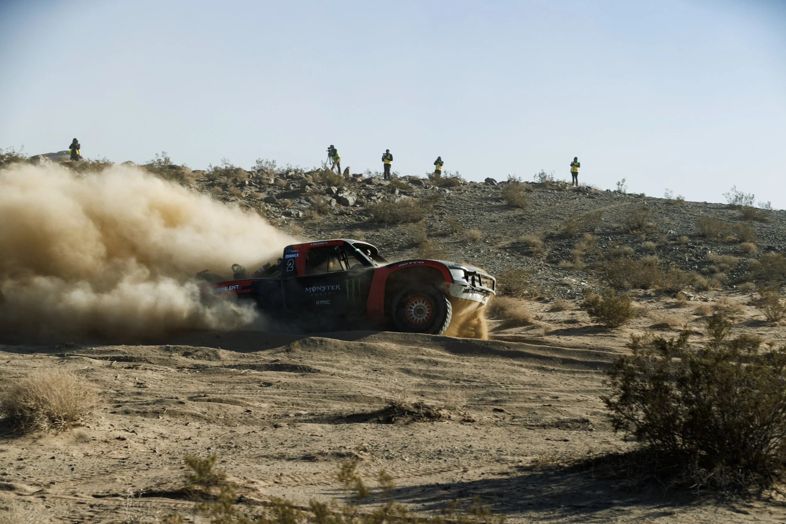 2_5_CaseyCurrie_KingofHammers_JohnsonValleyCa_Day4_DesertRace_TrophyTruck_NoCrop_003.jpg