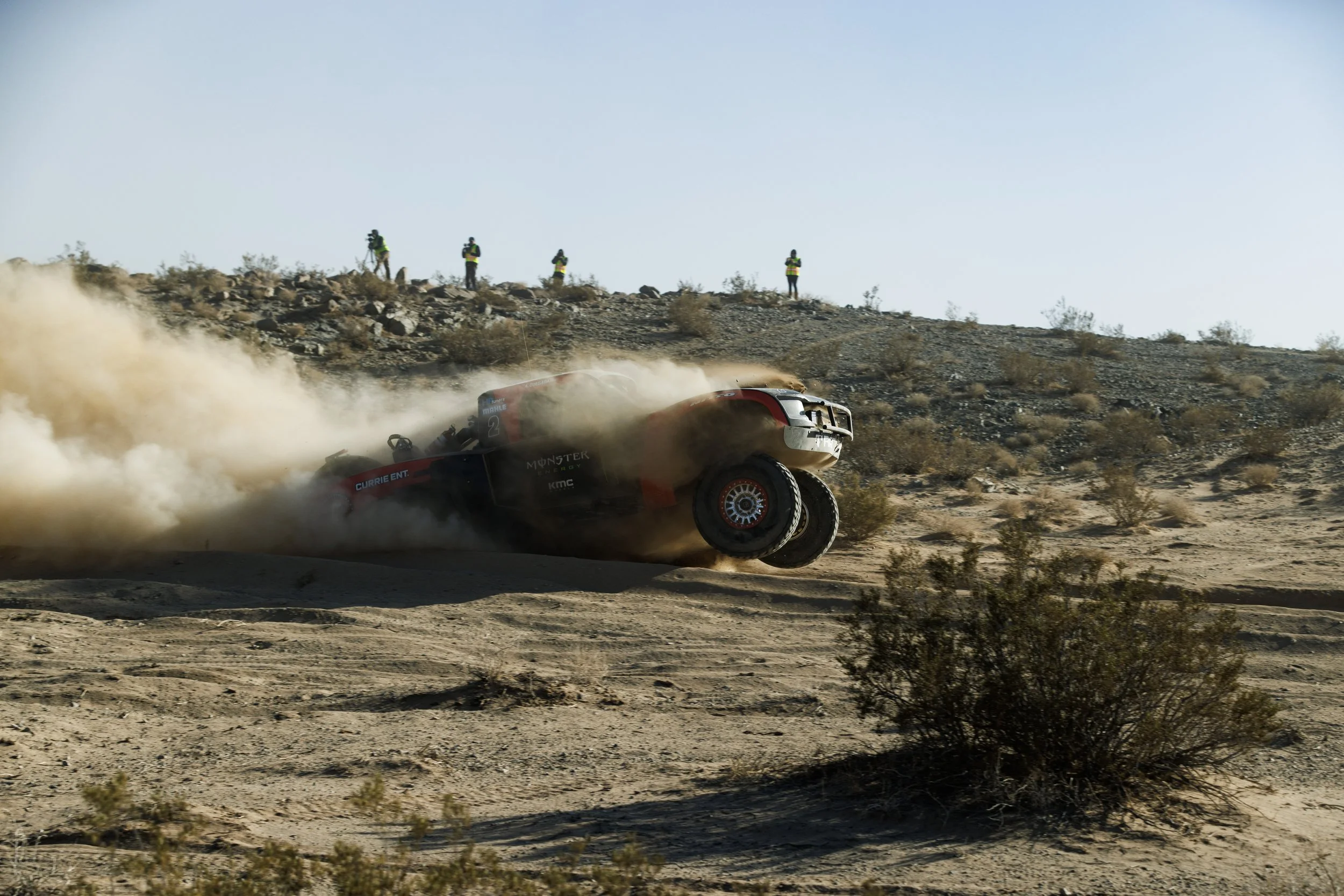 2_5_CaseyCurrie_KingofHammers_JohnsonValleyCa_Day4_DesertRace_TrophyTruck_NoCrop_004.jpg