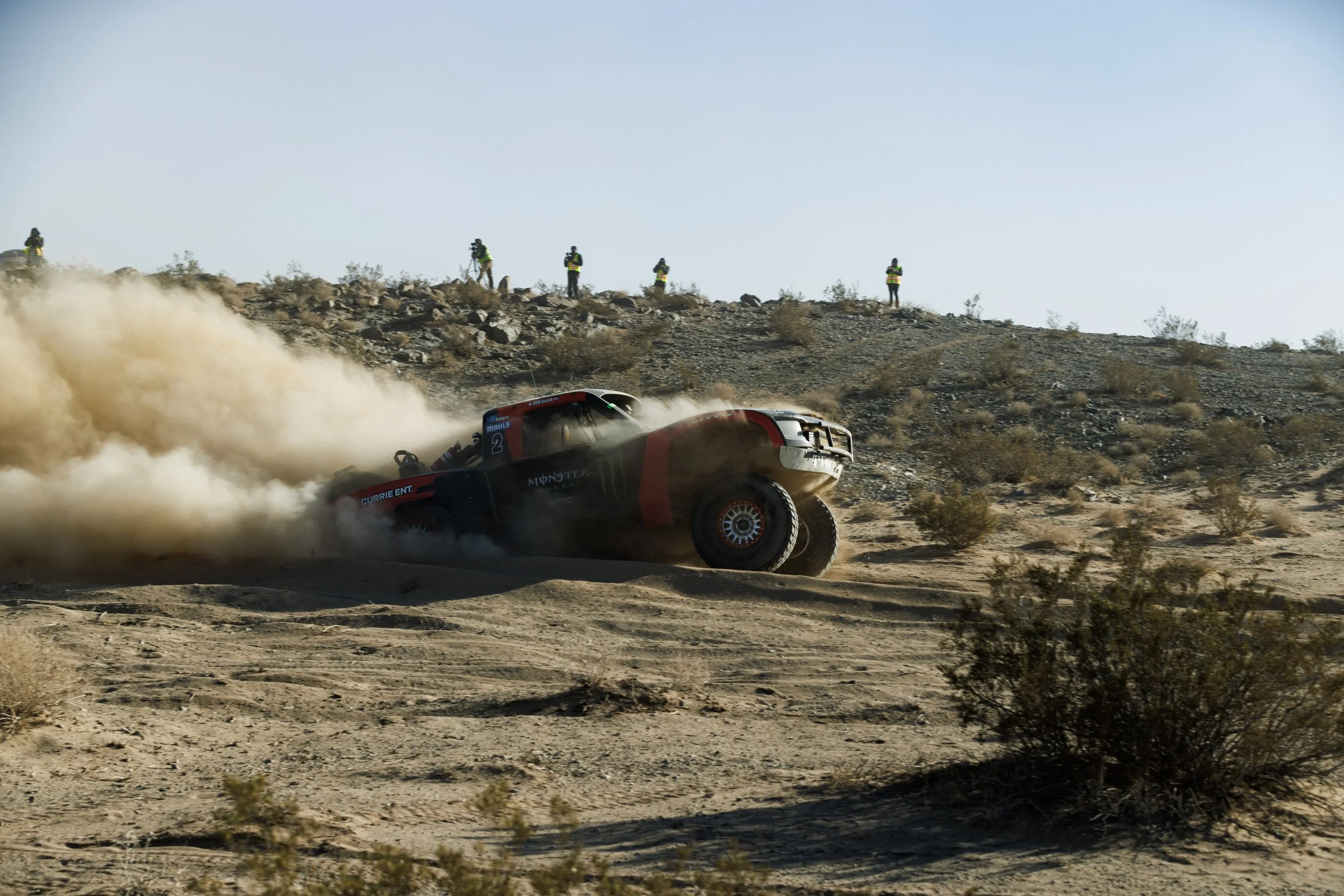 2_5_CaseyCurrie_KingofHammers_JohnsonValleyCa_Day4_DesertRace_TrophyTruck_NoCrop_030.jpg