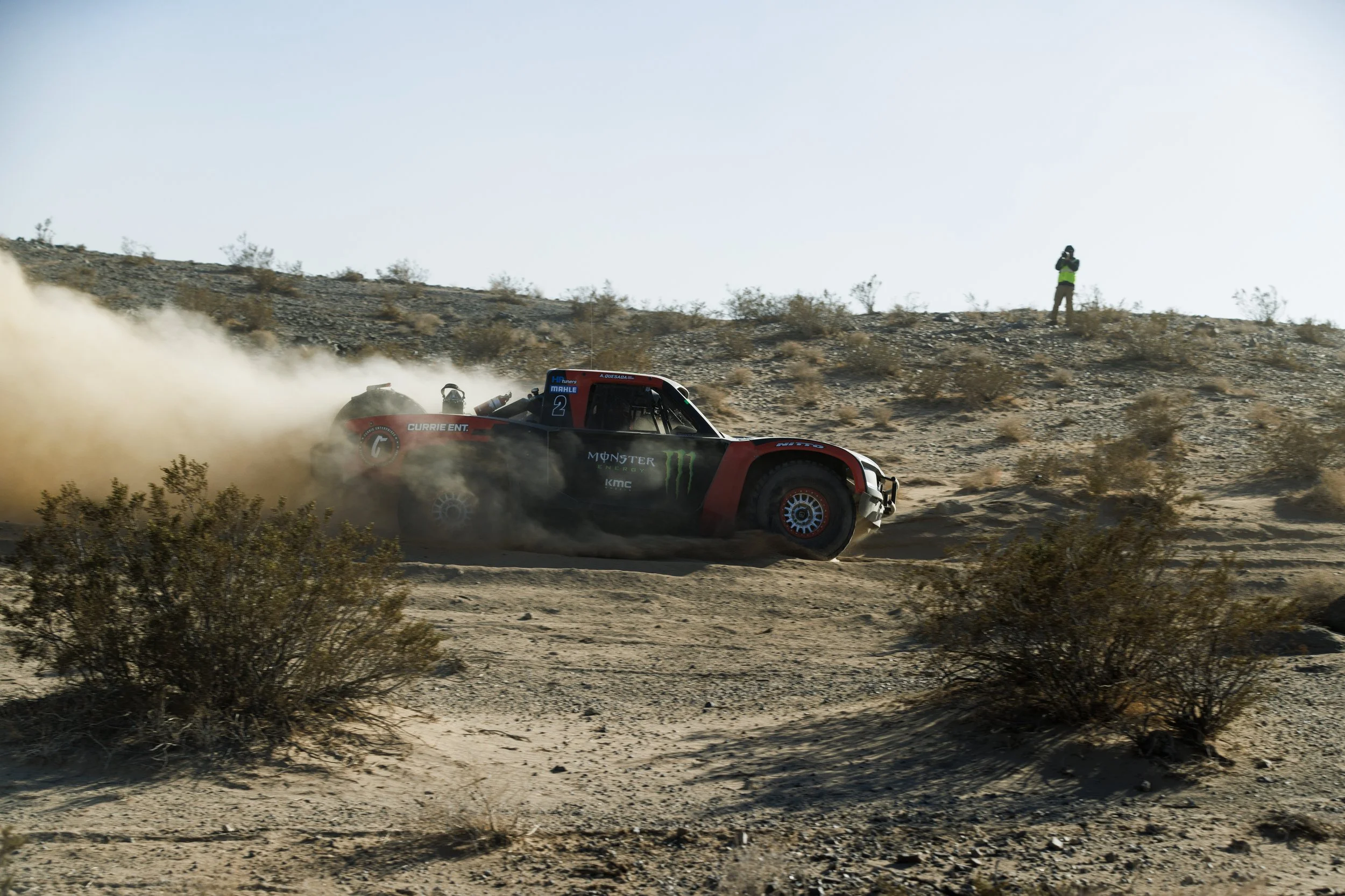 2_5_CaseyCurrie_KingofHammers_JohnsonValleyCa_Day4_DesertRace_TrophyTruck_NoCrop_033.jpg