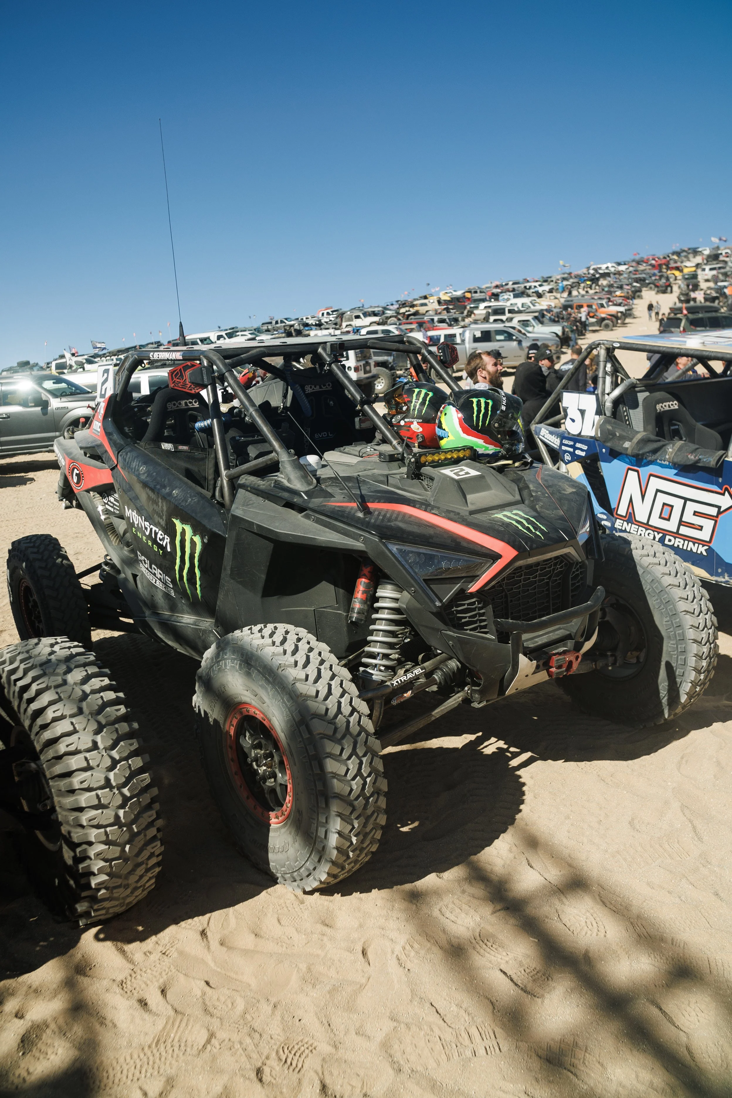 2_6_CaseyCurrie_KingofHammers_JohnsonValleyCa_Day5_UTVQualifying_PolarisRZRProR_NoCrop_001.jpg