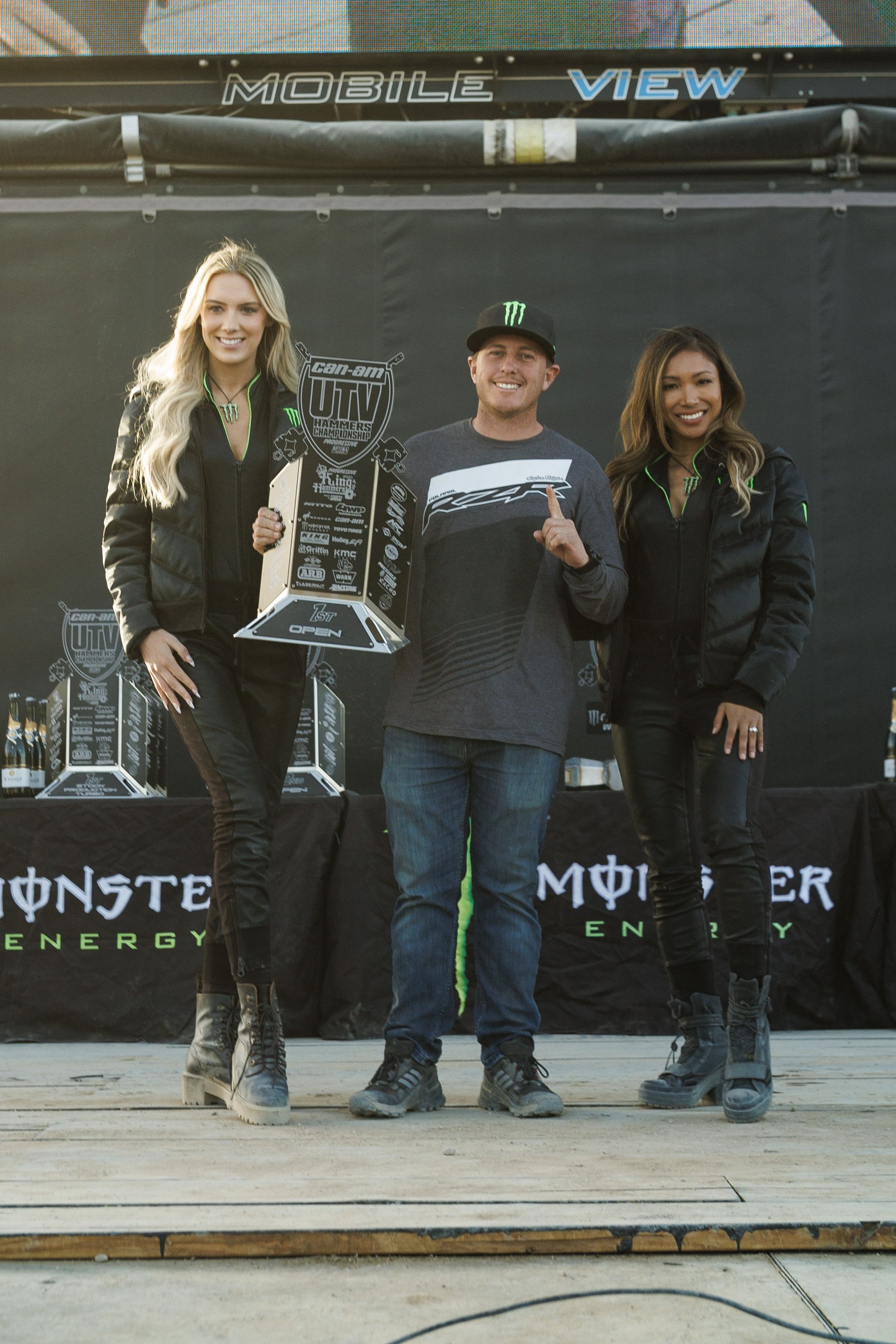 2_9_CaseyCurrie_KingofHammers_JohnsonValleyCa_Day8_UTVRace_PolarisRZRProR_NoCrop_001.jpg