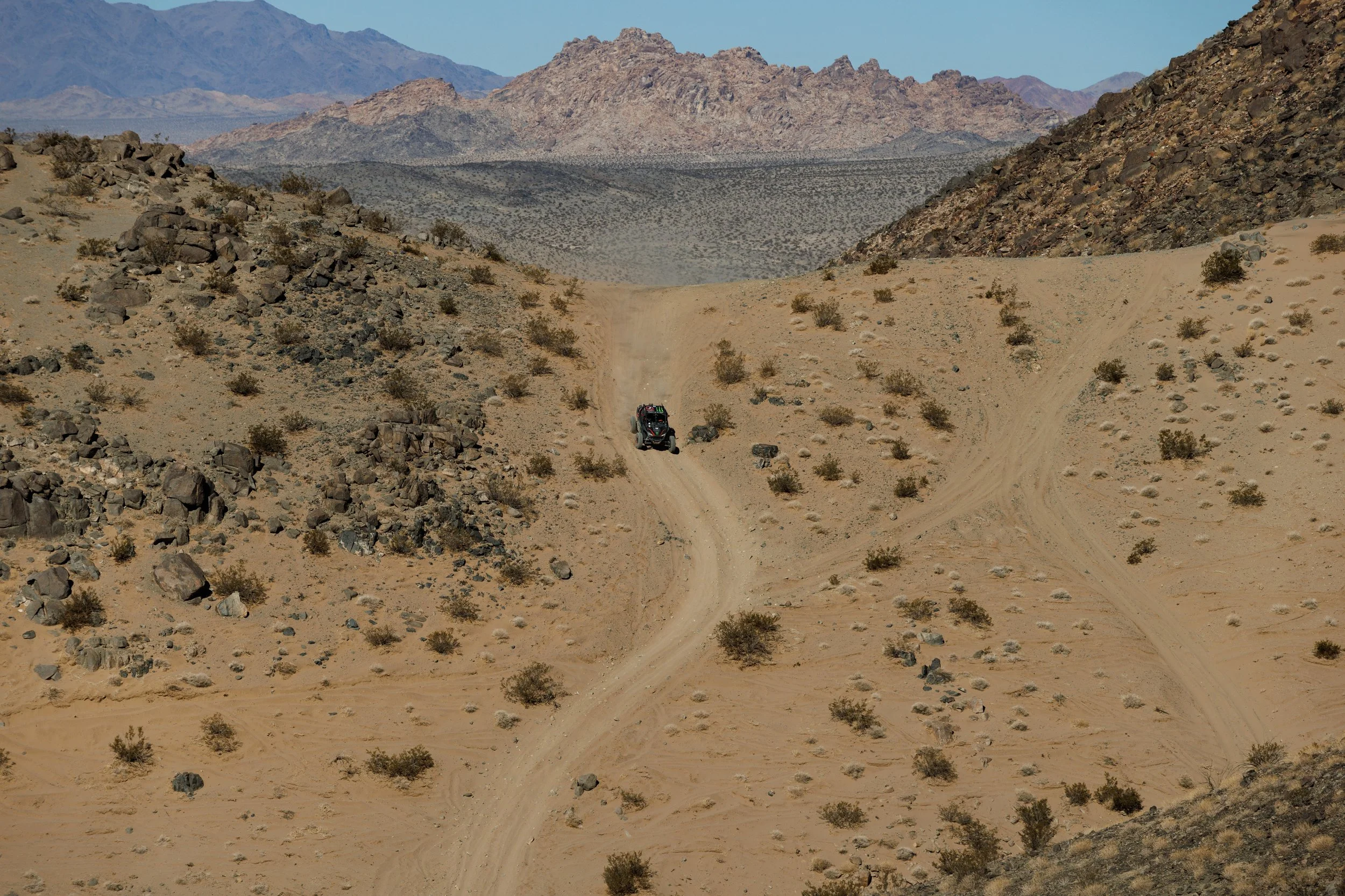 2_9_CaseyCurrie_KingofHammers_JohnsonValleyCa_Day8_UTVRace_PolarisRZRProR_NoCrop_009.jpg