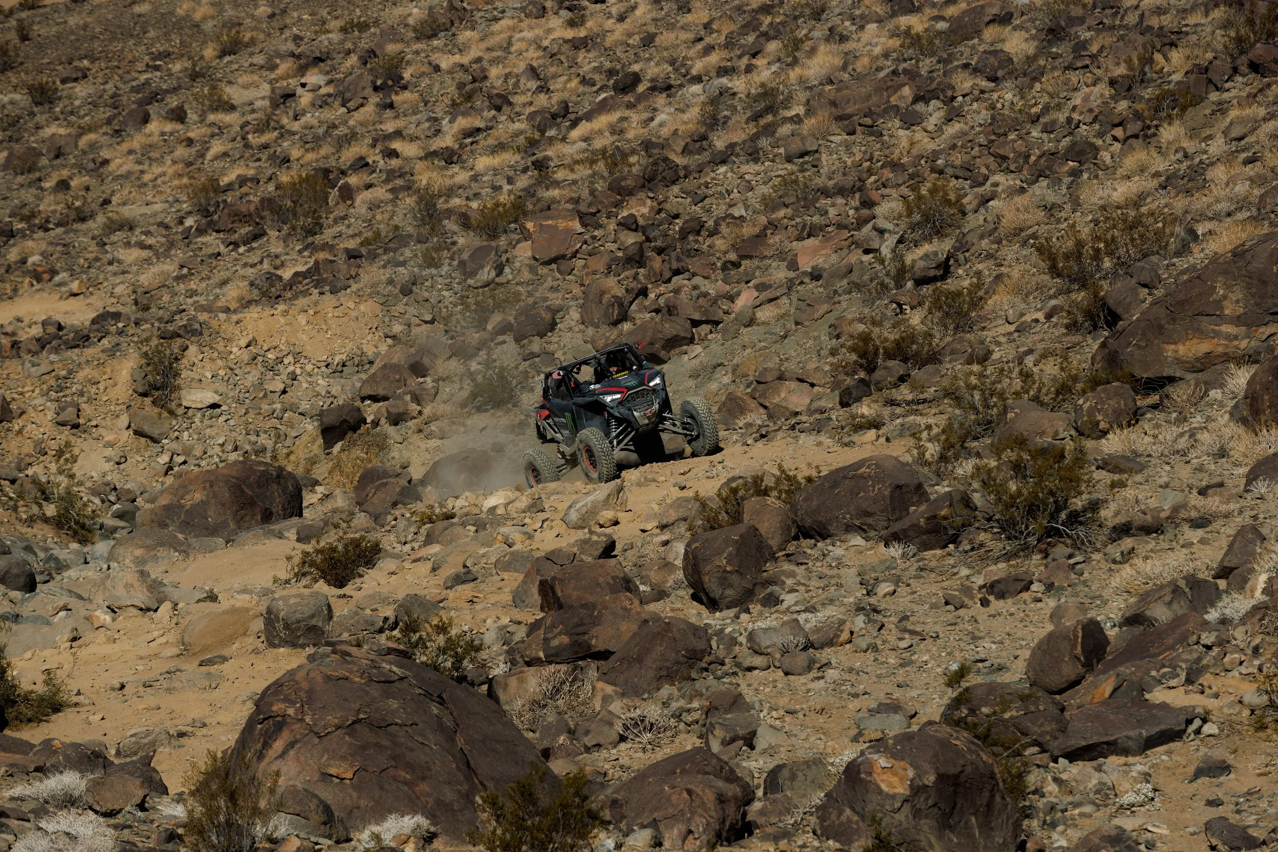 2_9_CaseyCurrie_KingofHammers_JohnsonValleyCa_Day8_UTVRace_PolarisRZRProR_NoCrop_010.jpg