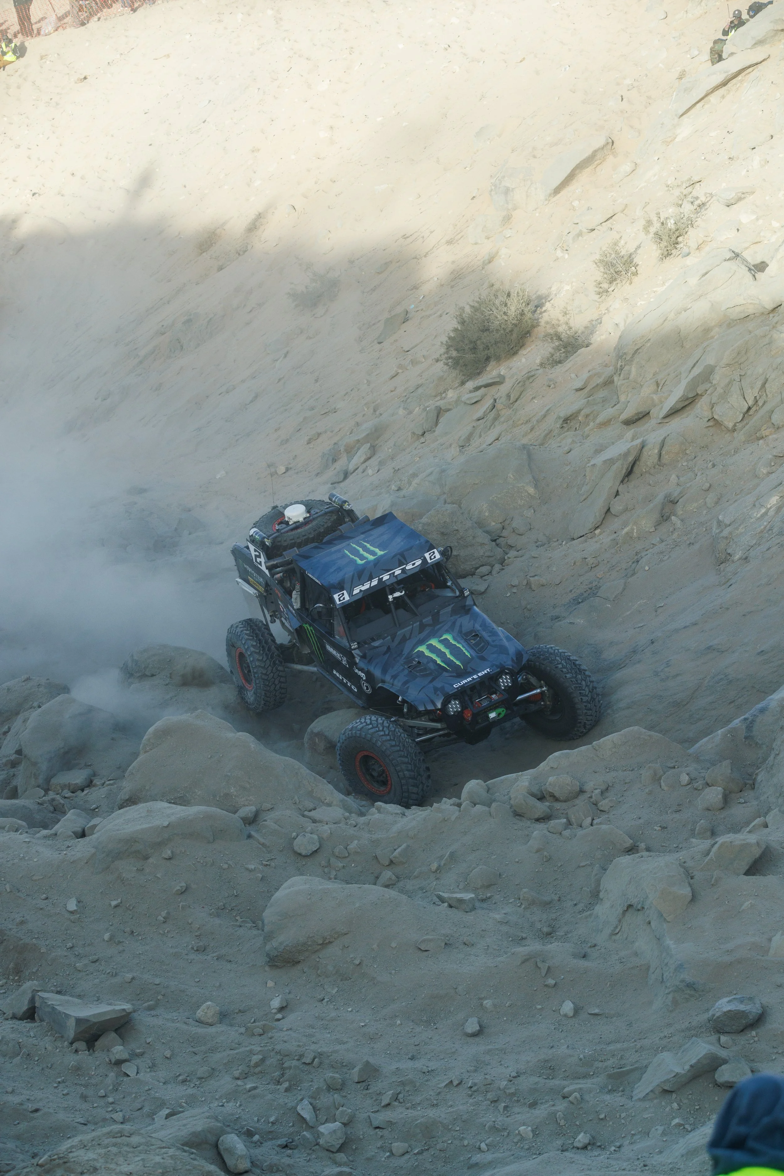 2_8_CaseyCurrie_KingofHammers_JohnsonValleyCa_Day7_Ultra4Qualifying_TrophyJeep_NoCrop_008.jpg