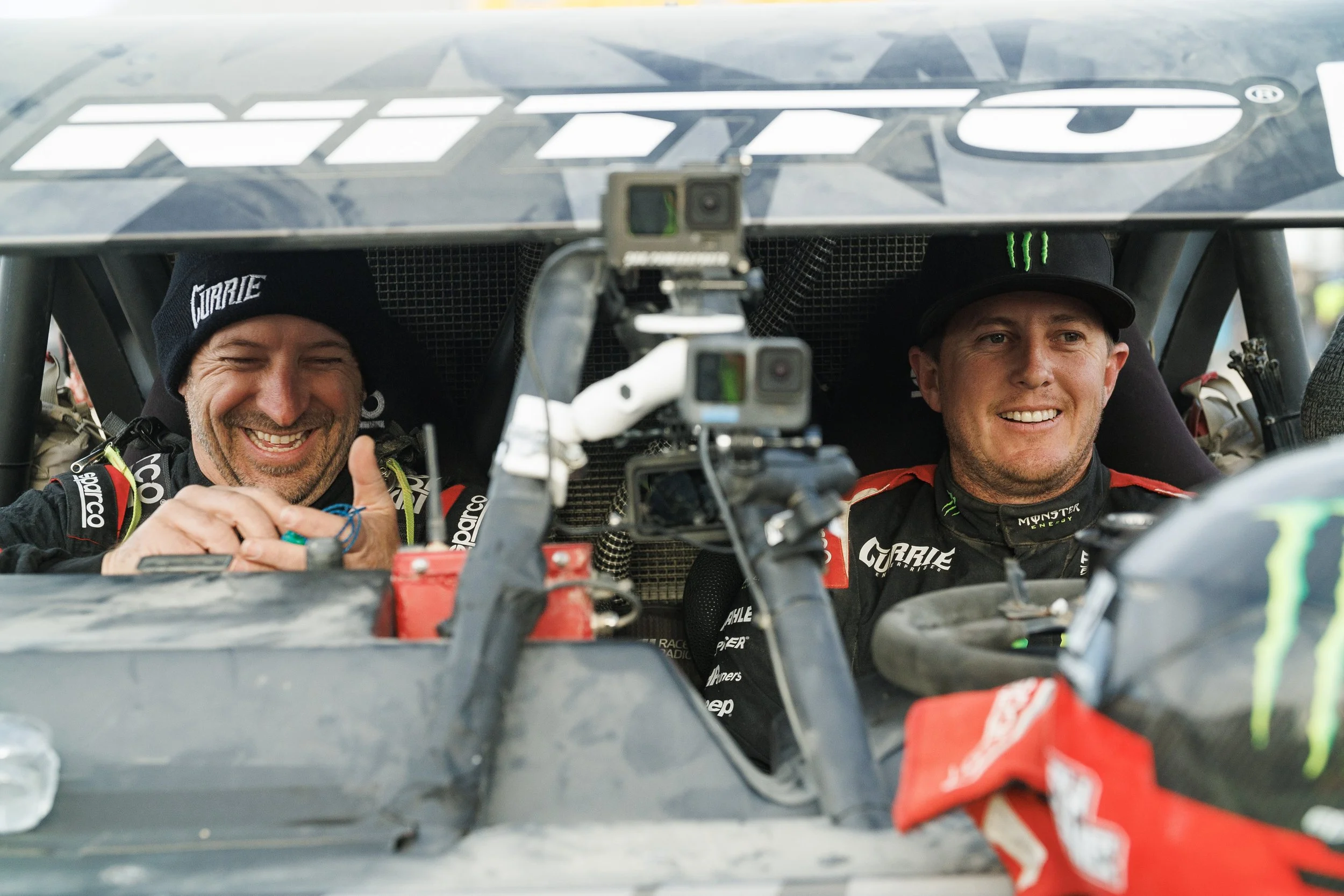 2_11_CaseyCurrie_KingofHammers_JohnsonValleyCa_Day10_Ultra4Race_TrophyJeep_NoCrop_001.jpg