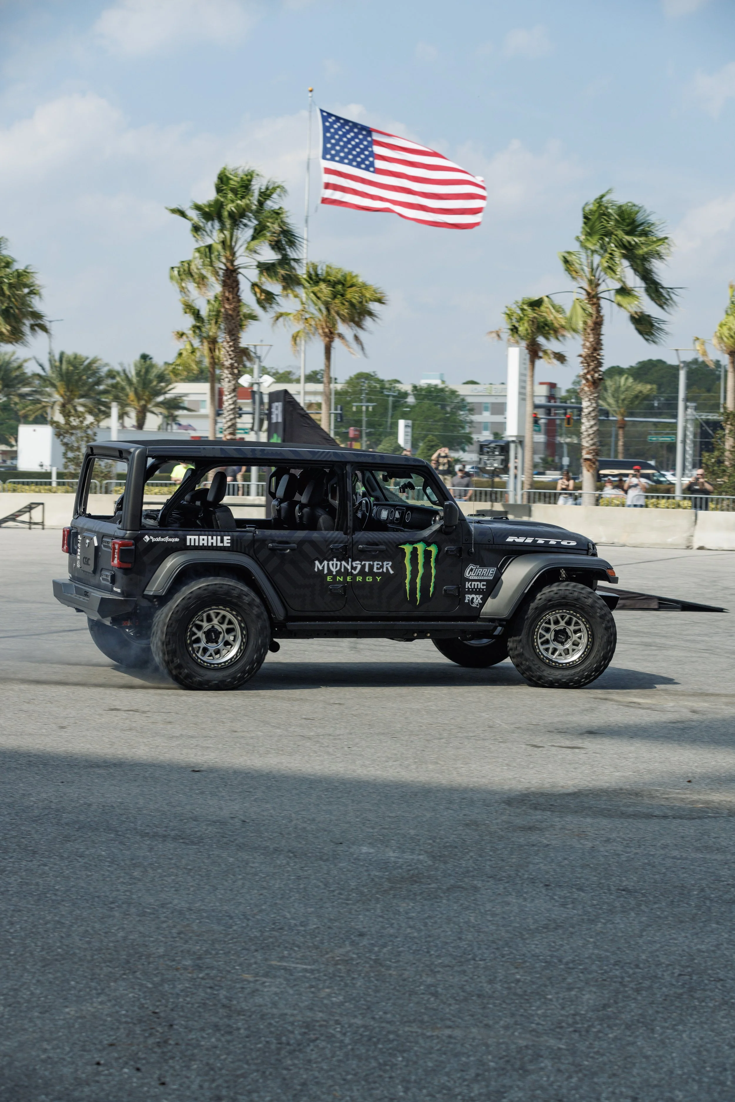 3_3_CaseyCurrie_DaytonaBikeWeek_MonsterEnergySmokeshow_Part1_DaytonaBeachFL_DriftJeep_NoCrop_001.jpg