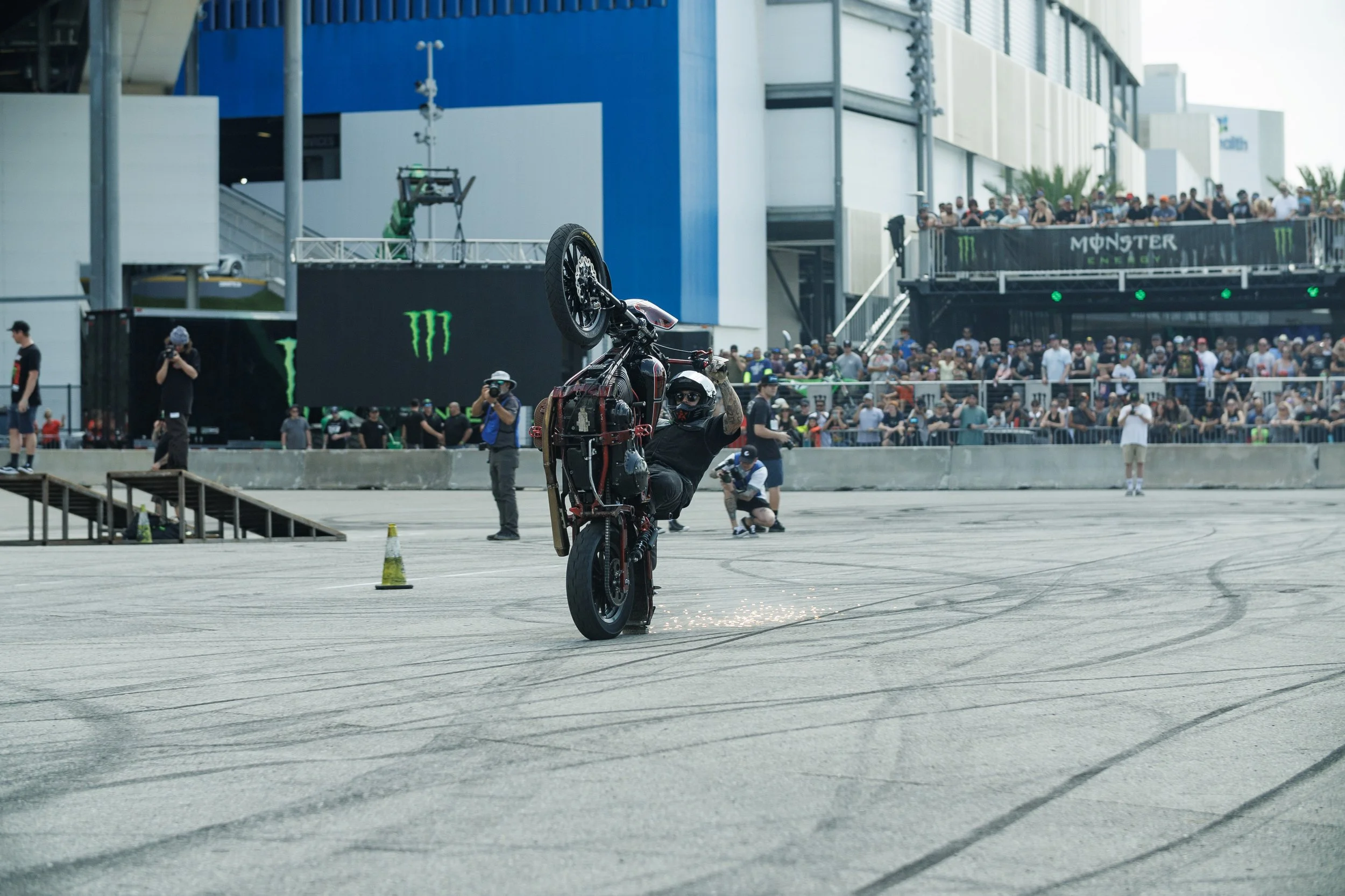 3_3_CaseyCurrie_DaytonaBikeWeek_MonsterEnergySmokeshow_Part1_DaytonaBeachFL_UnknownInd_NoCrop_001.jpg