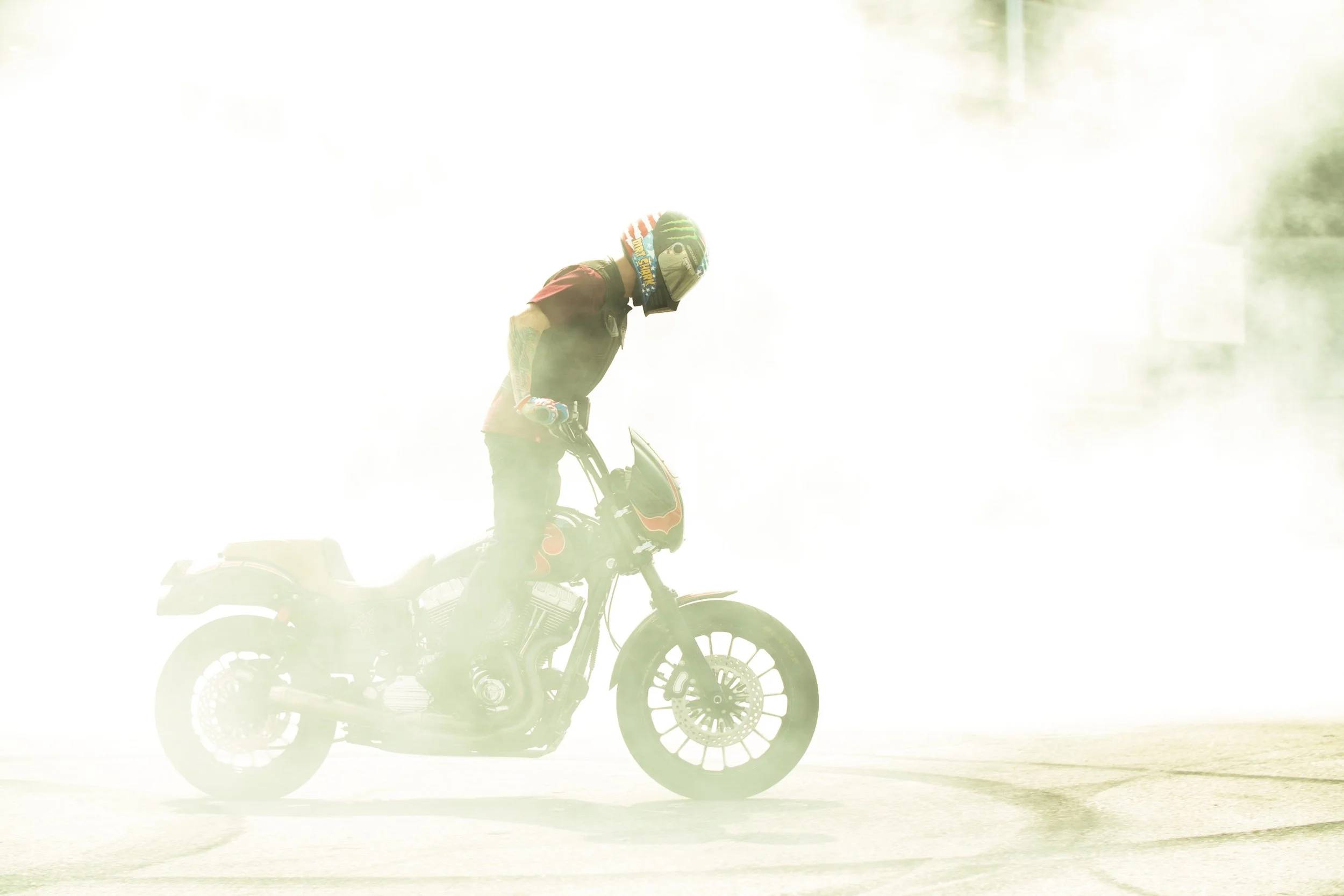 3_3_CaseyCurrie_DaytonaBikeWeek_MonsterEnergySmokeshow_Part1_DaytonaBeachFL_UnknownInd_NoCrop_004.jpg
