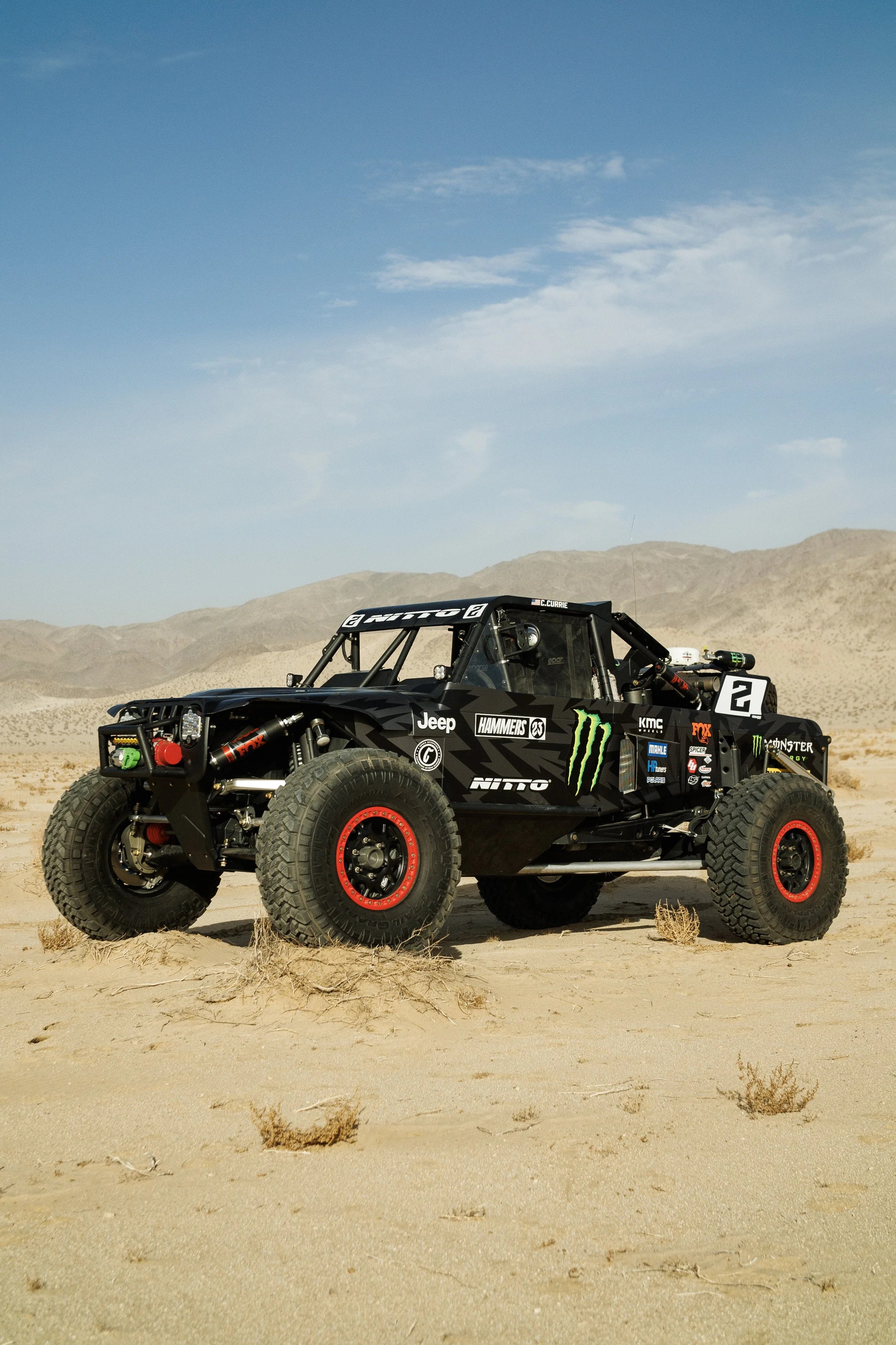 2_3_CaseyCurrie_KingOfHammers_JohnsonValleyCa_Day2_DesertPreRunning_TrophyJeep_NoCrop_002.jpg