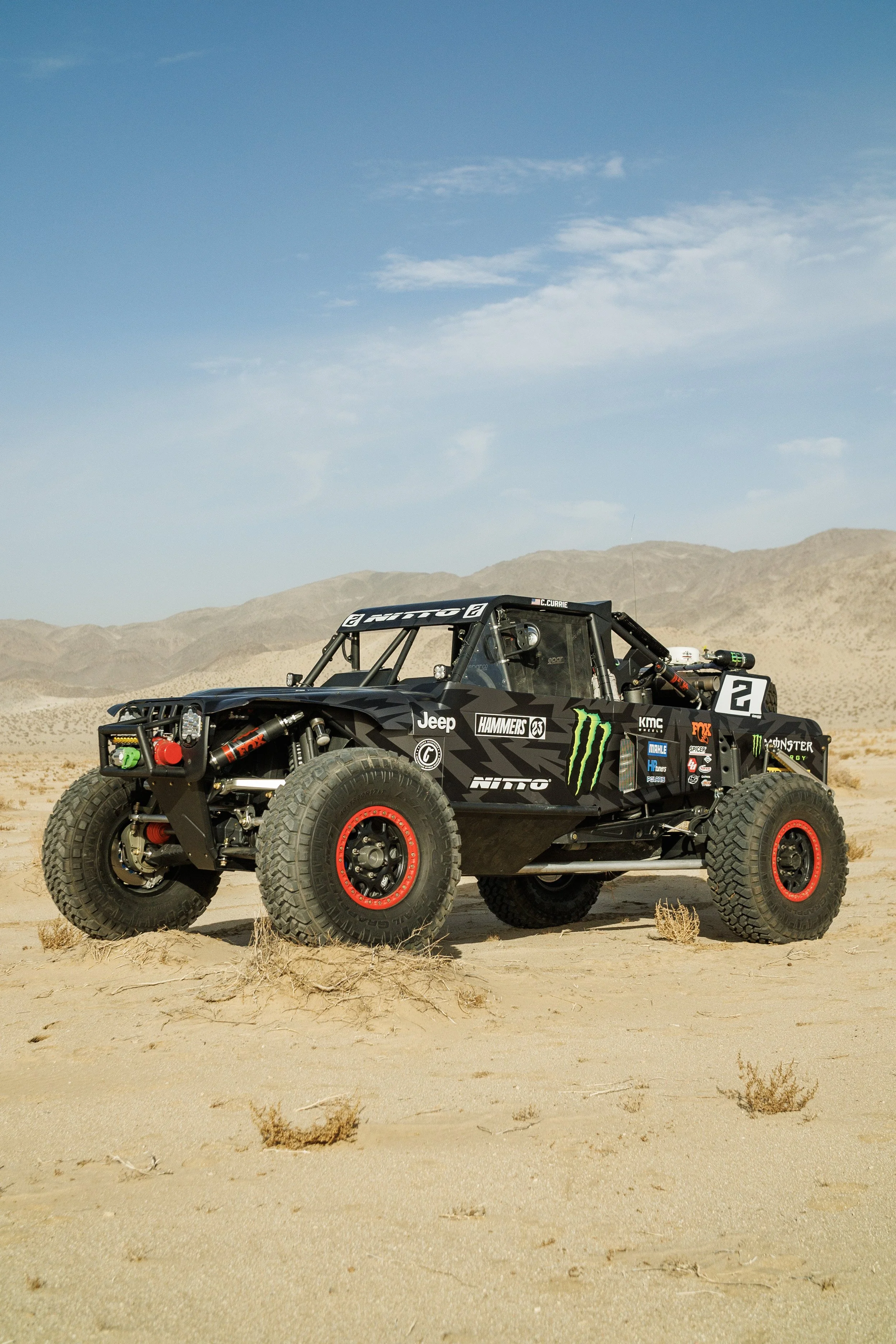 2_3_CaseyCurrie_KingOfHammers_JohnsonValleyCa_Day2_DesertPreRunning_TrophyJeep_NoCrop_003.jpg
