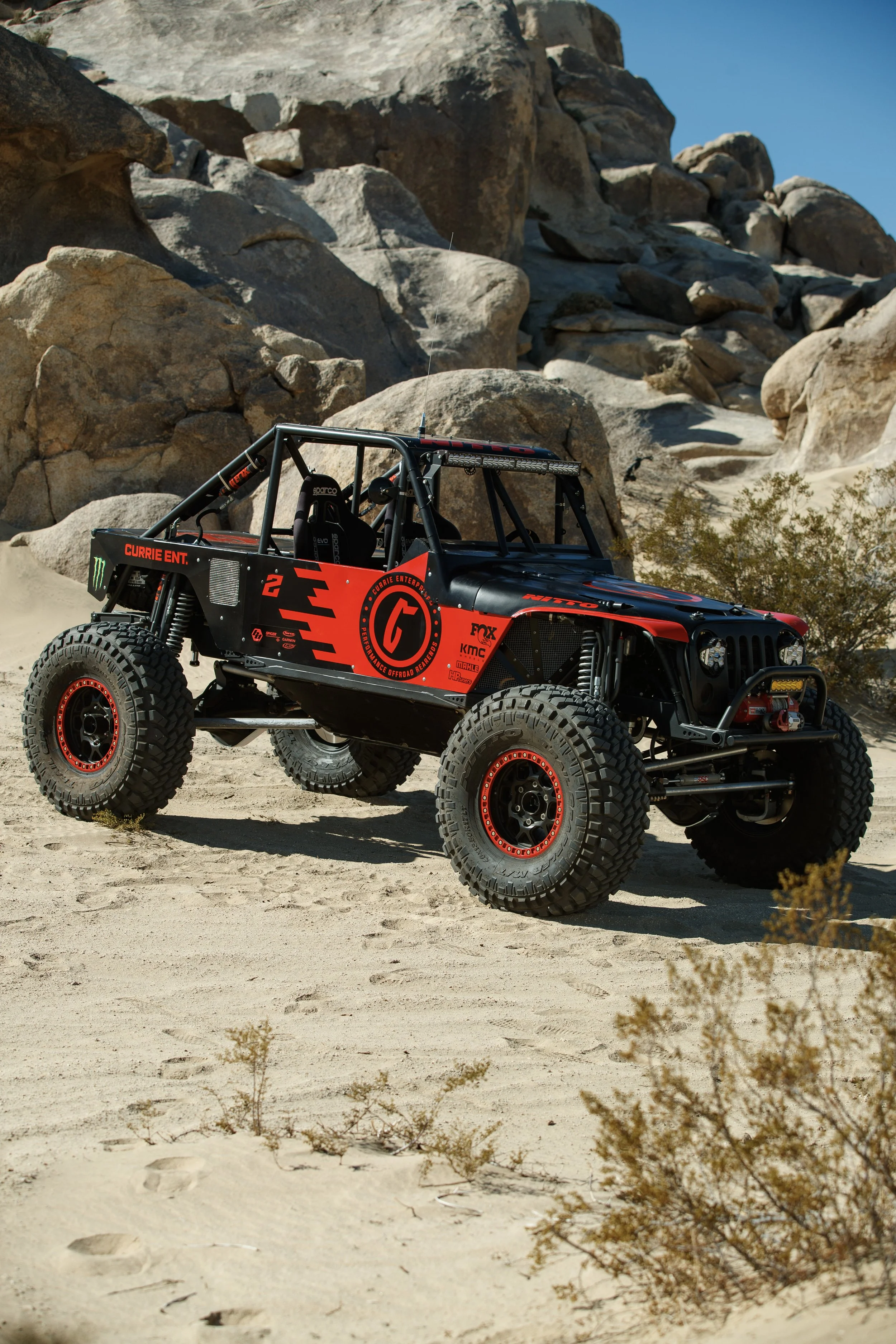 2_7_CaseyCurrie_KingofHammers_JohnsonValleyCA_Day6_DaytonaBeachFL_88Car_NoCrop_001.jpg