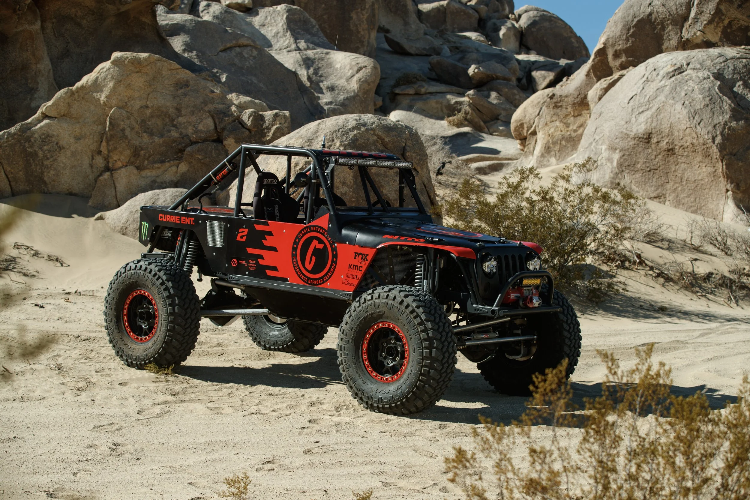 2_7_CaseyCurrie_KingofHammers_JohnsonValleyCA_Day6_DaytonaBeachFL_88Car_NoCrop_002.jpg