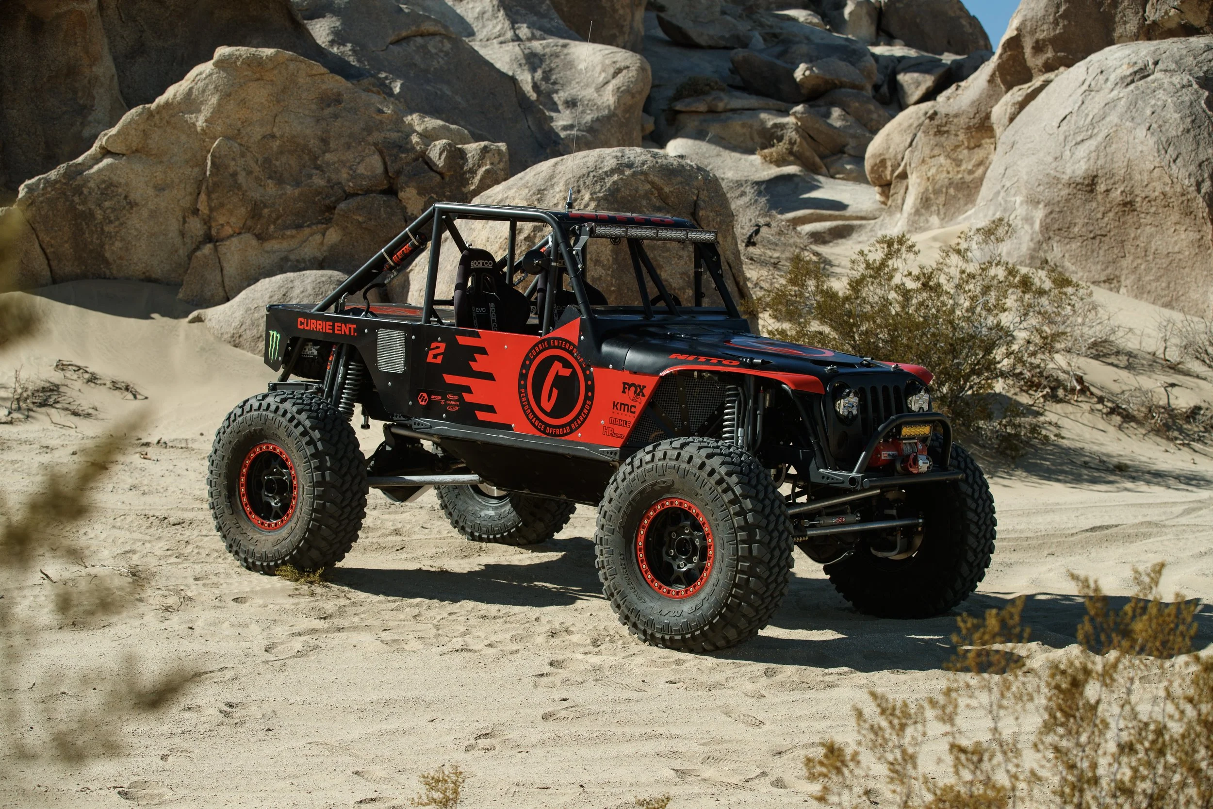 2_7_CaseyCurrie_KingofHammers_JohnsonValleyCA_Day6_DaytonaBeachFL_88Car_NoCrop_003.jpg