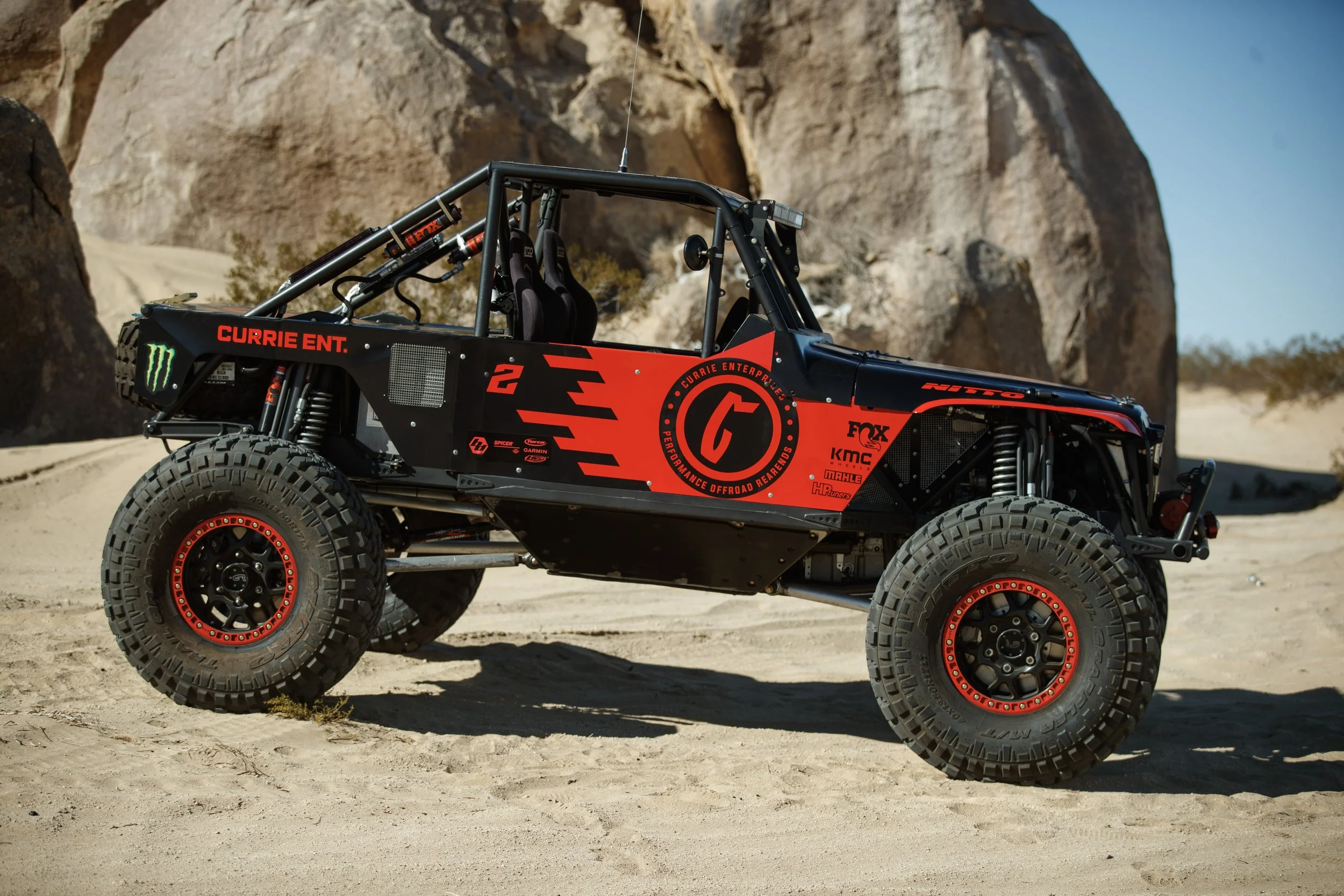 2_7_CaseyCurrie_KingofHammers_JohnsonValleyCA_Day6_DaytonaBeachFL_88Car_NoCrop_005.jpg