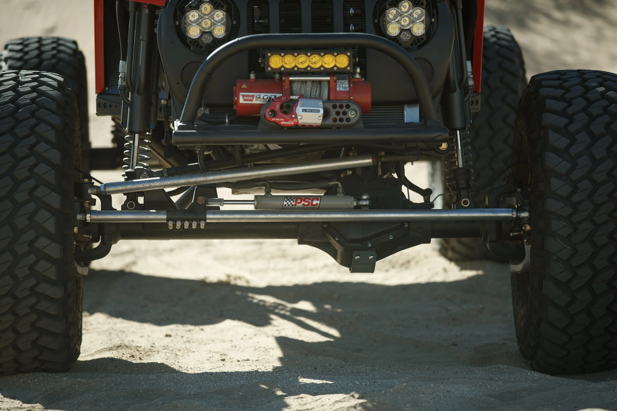 2_7_CaseyCurrie_KingofHammers_JohnsonValleyCA_Day6_DaytonaBeachFL_88Car_NoCrop_018.jpg