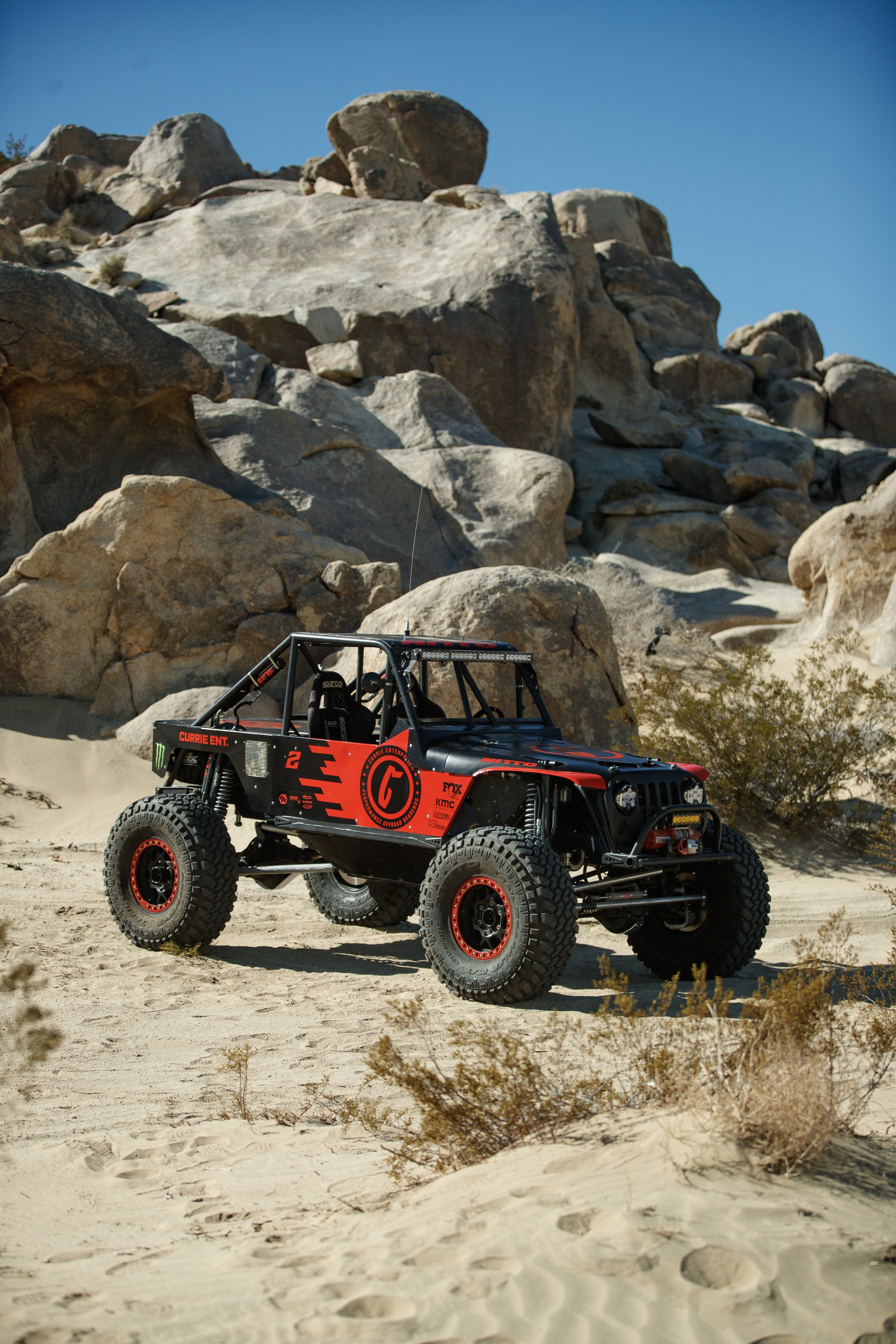 2_7_CaseyCurrie_KingofHammers_JohnsonValleyCA_Day6_DaytonaBeachFL_88Car_NoCrop_024.jpg