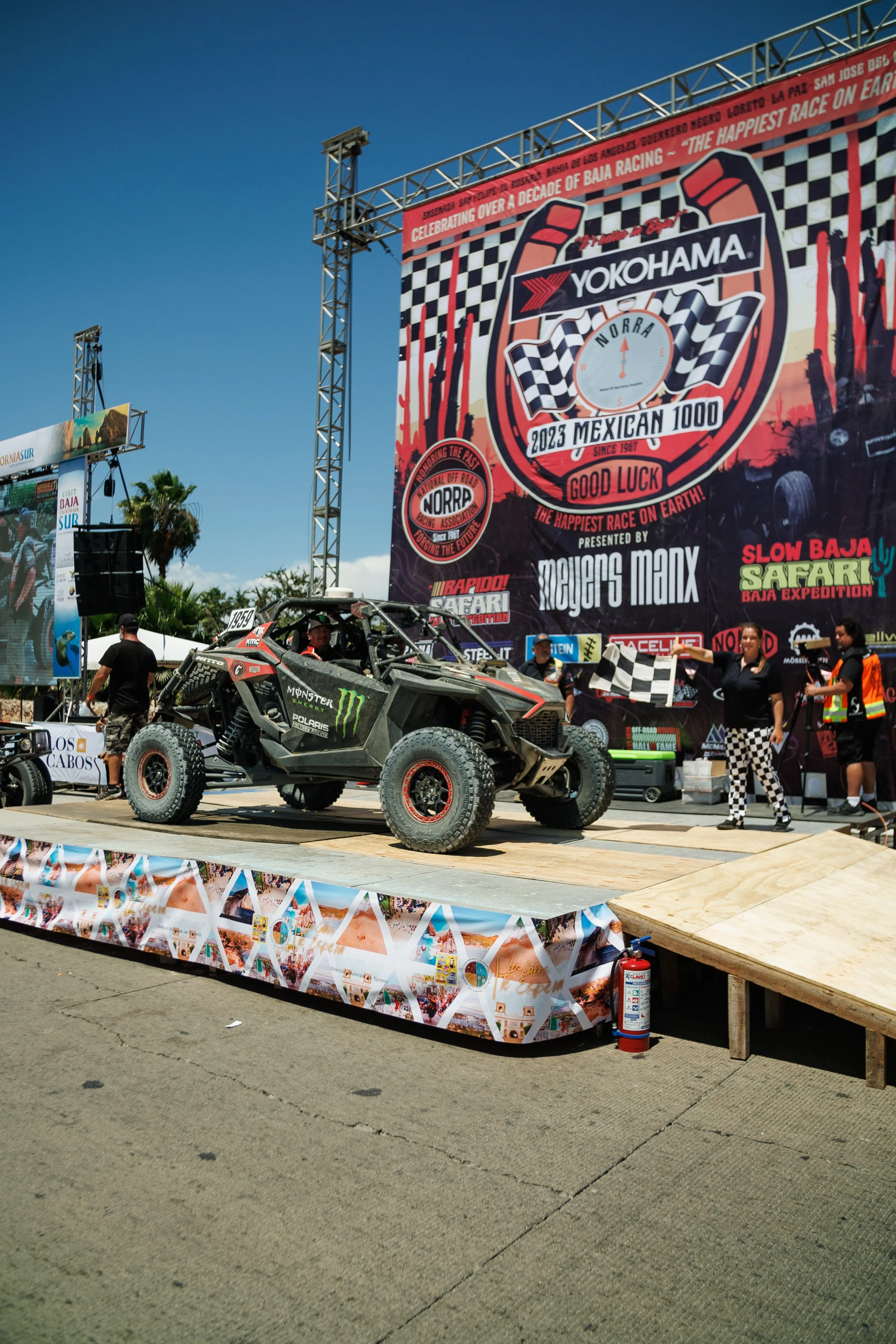 5_4_CaseyCurrie_Norra1000_BajaCaliforniaMexico_PolarisRZRProR_NoCrop_001.jpg