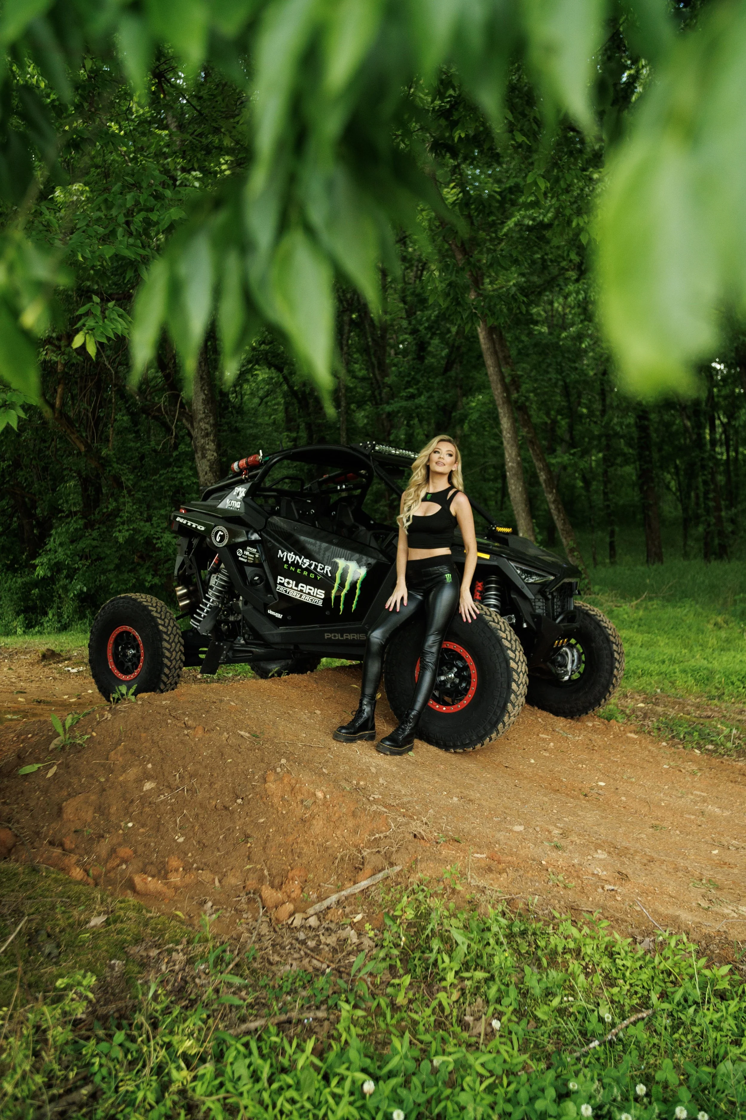 5_19_CaseyCurrie_HyperFest_AltonVA_MonsterGirls_PolarisRZRProR_NoCrop_006.jpg