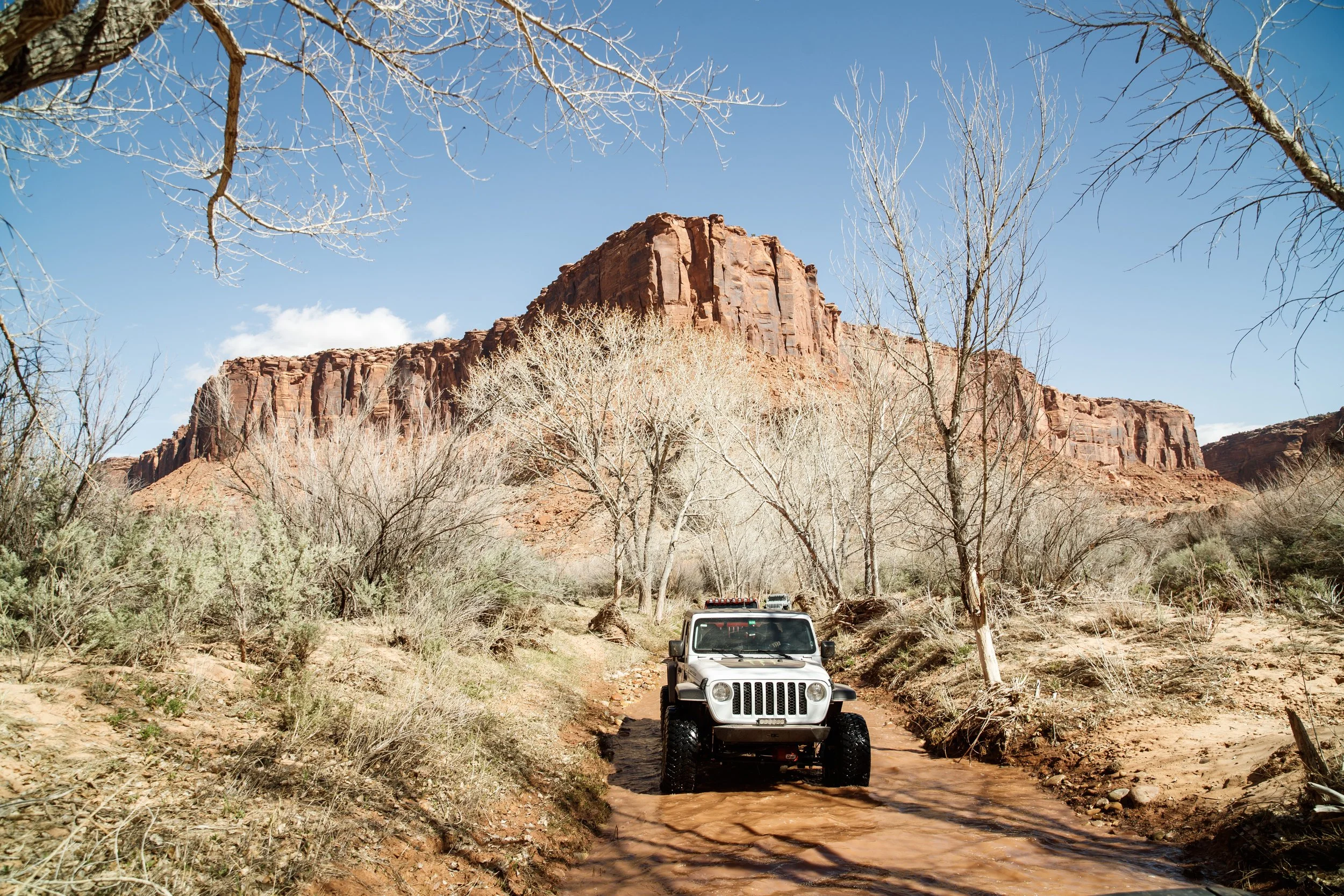 4_3_CaseyCurrie_MoabEJS_MoabUtah_Day1_KaneCreek_CurrieWhite_JT_NoCrop_006.jpg