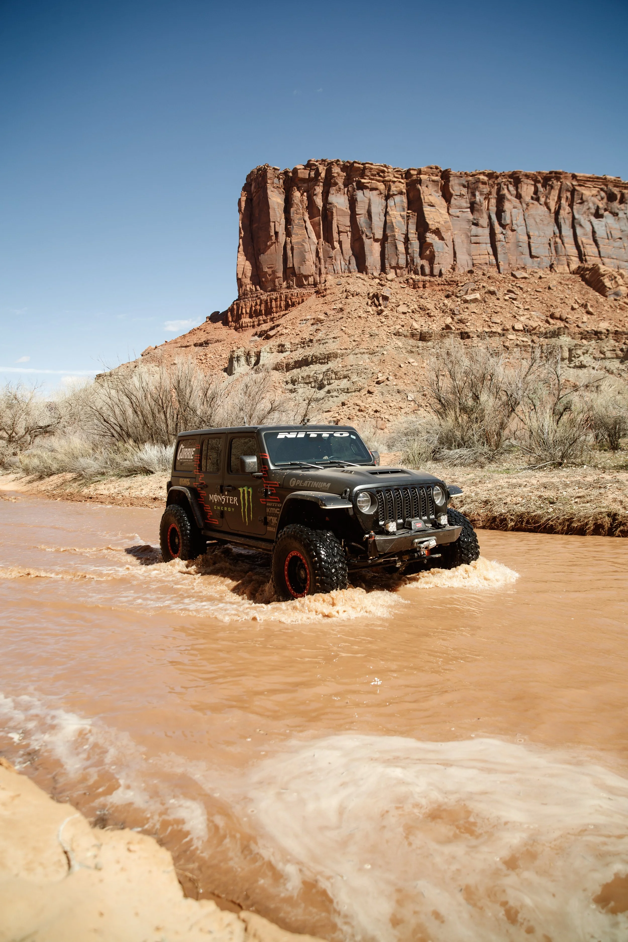 4_3_CaseyCurrie_MoabEJS_MoabUtah_Day1_KaneCreek_MonsterEnergy392_JL_NoCrop_005.jpg