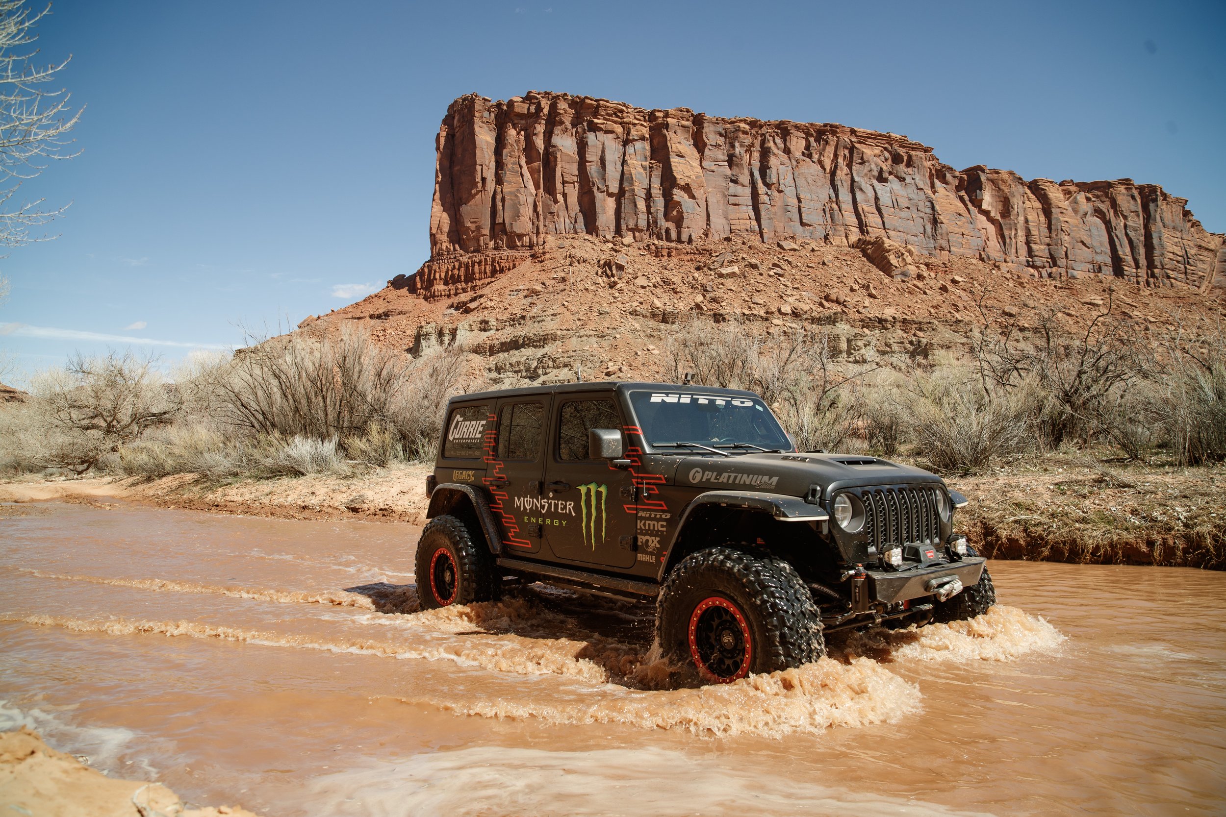 4_3_CaseyCurrie_MoabEJS_MoabUtah_Day1_KaneCreek_MonsterEnergy392_JL_NoCrop_006.jpg