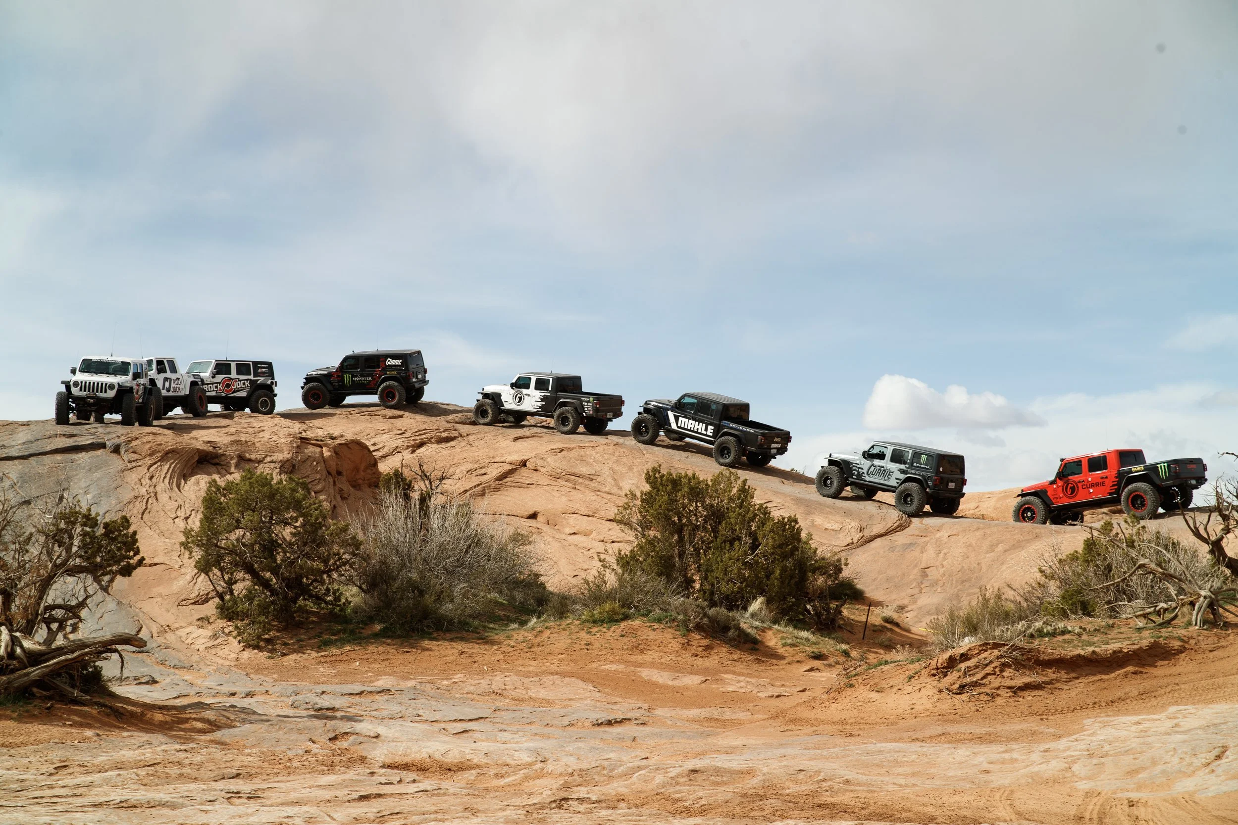 4_4_CaseyCurrie_MoabEJS_MoabUtah_Day2_HellsRevenge_Misc_NoCrop_002.jpg