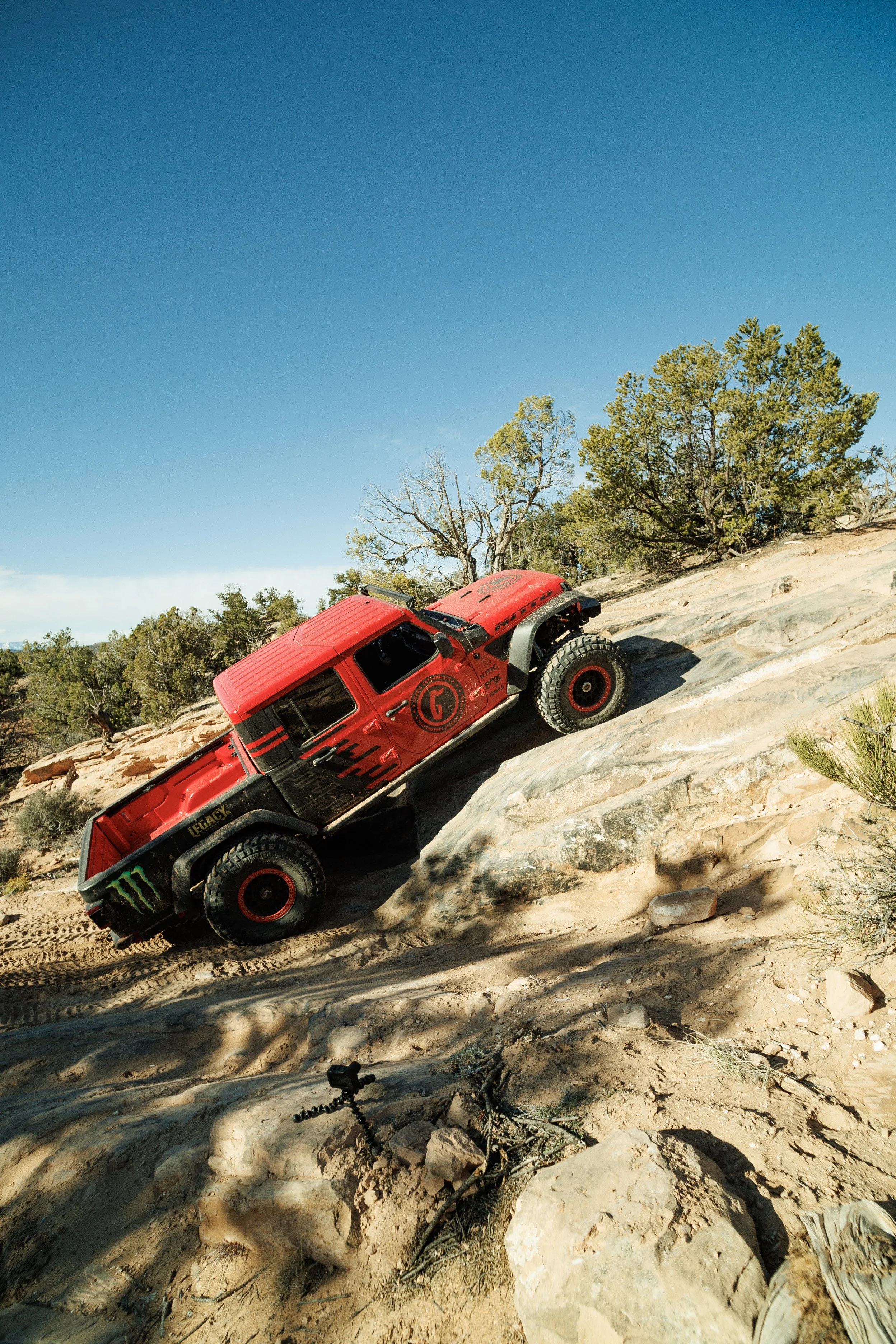 4_5_CaseyCurrie_MoabEJS_MoabUtah_Day3_BehindTheRocks_CurrieDiesel_JT_NoCrop_003.jpg
