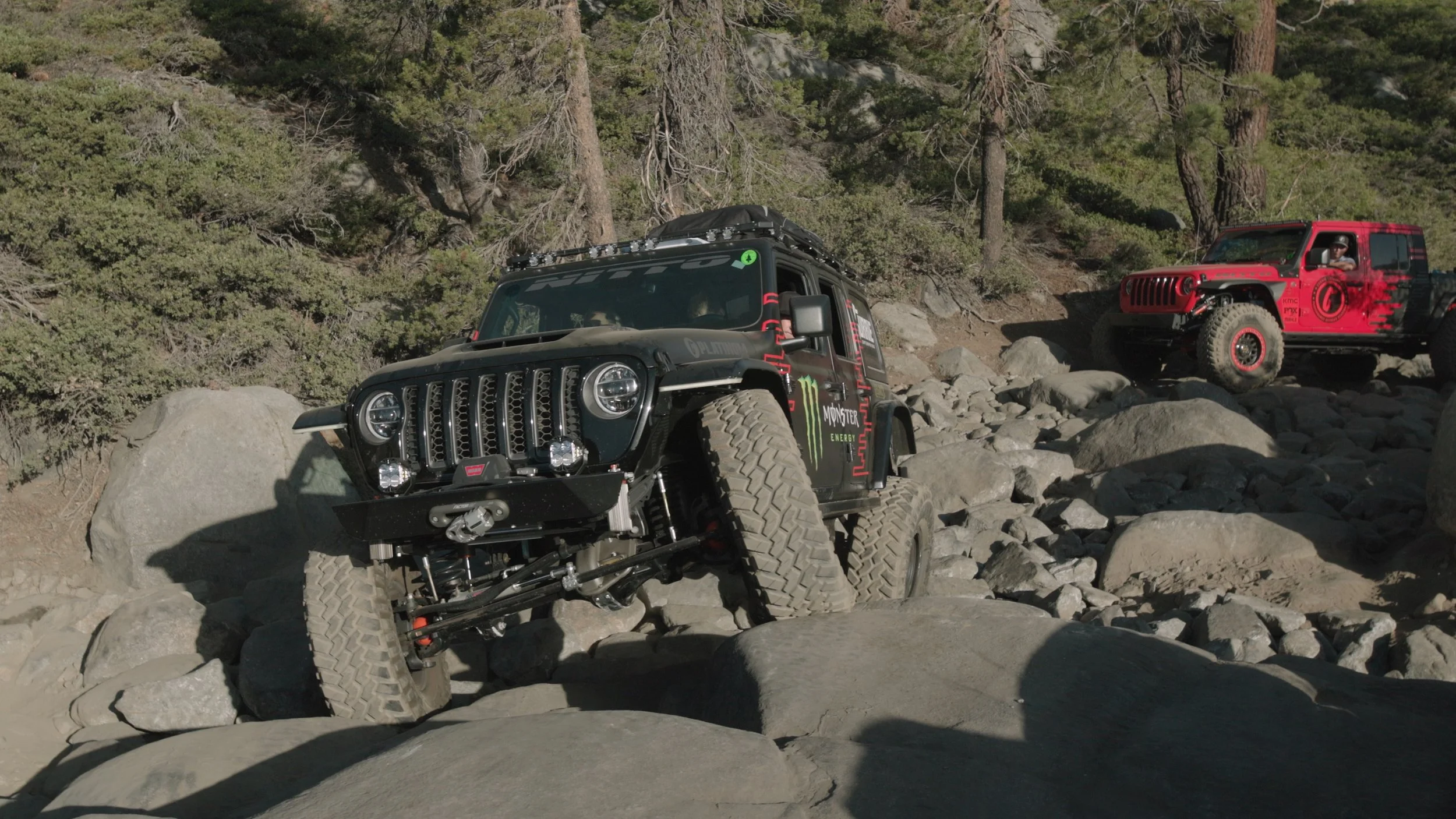 8_5_CaseyCurrie_RubiconTrail_JeepJamboree_RubiconSpringsCA_392Jeep_NoCrop_001.jpg