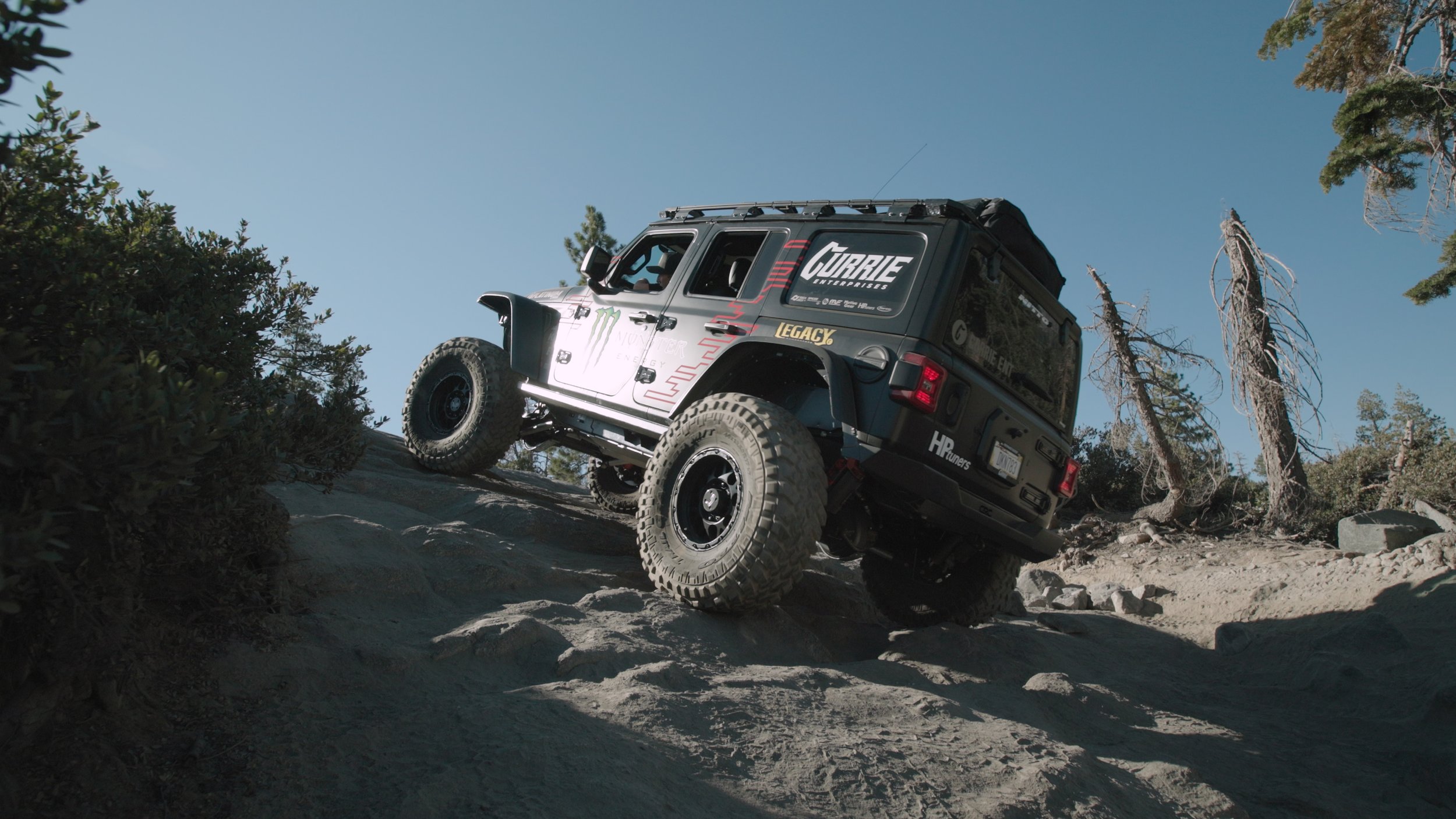 8_5_CaseyCurrie_RubiconTrail_JeepJamboree_RubiconSpringsCA_392Jeep_NoCrop_004.jpg