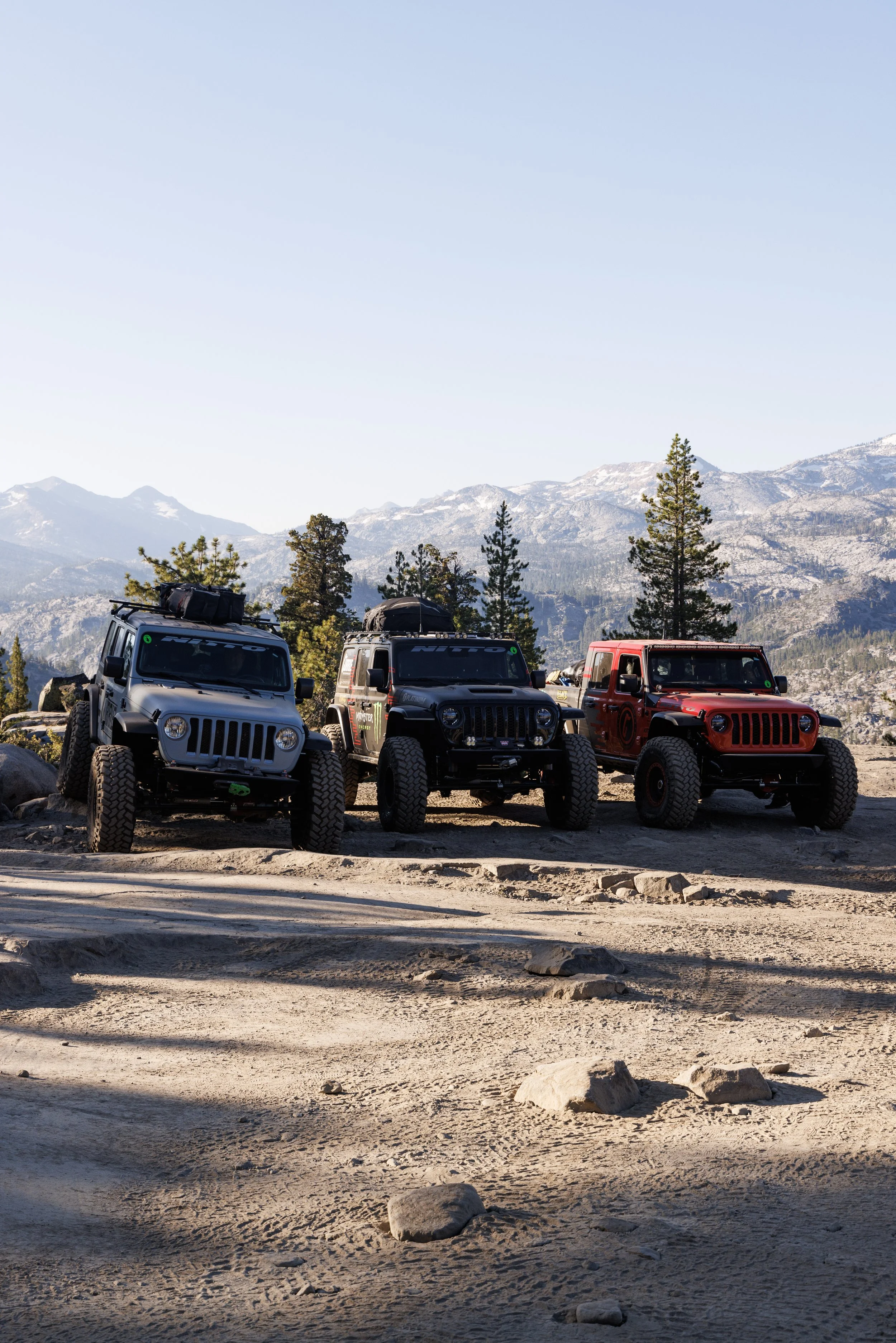 8_5_CaseyCurrie_RubiconTrail_JeepJamboree_RubiconSpringsCA_GroupJeeps_NoCrop_001.jpg
