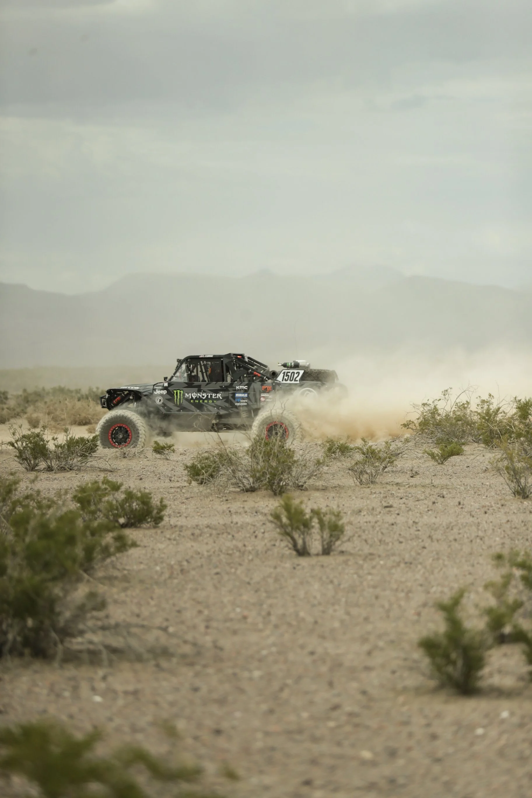 8_16_CaseyCurrie_Vegas2Reno_Qualifying_TrophyJeep_NoCrop_010.jpg